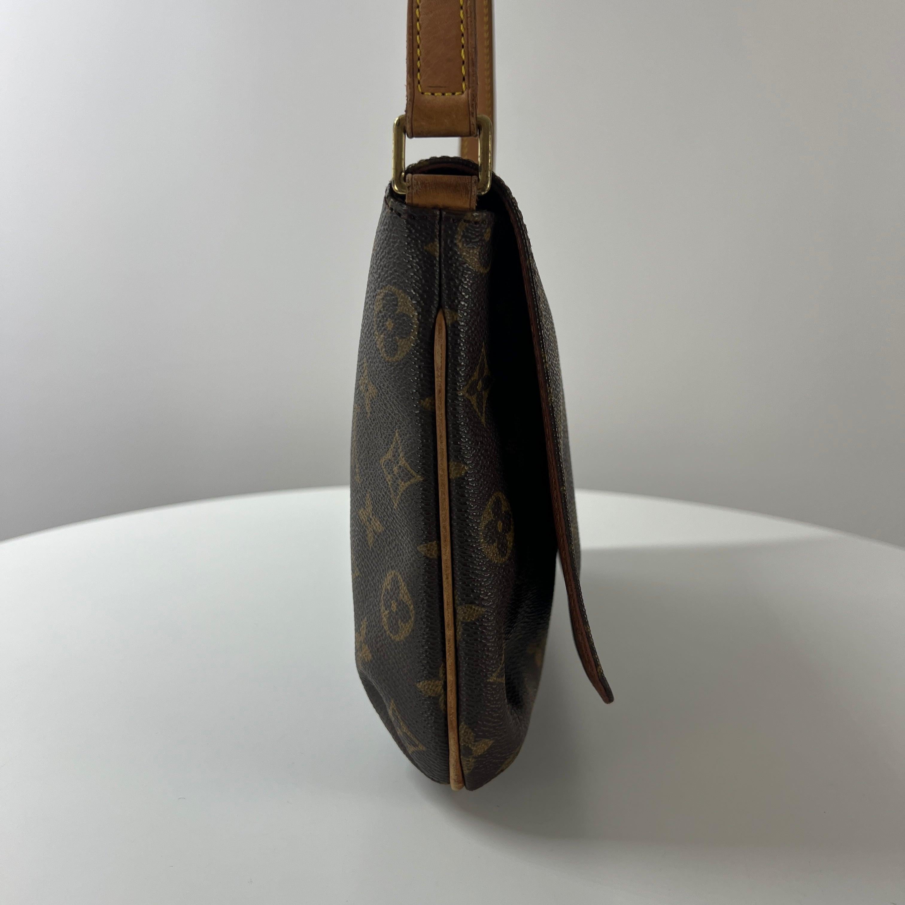 Louis Vuitton Musette Shoulder Bag Monogram Canvas Brown 1999 en vente 5