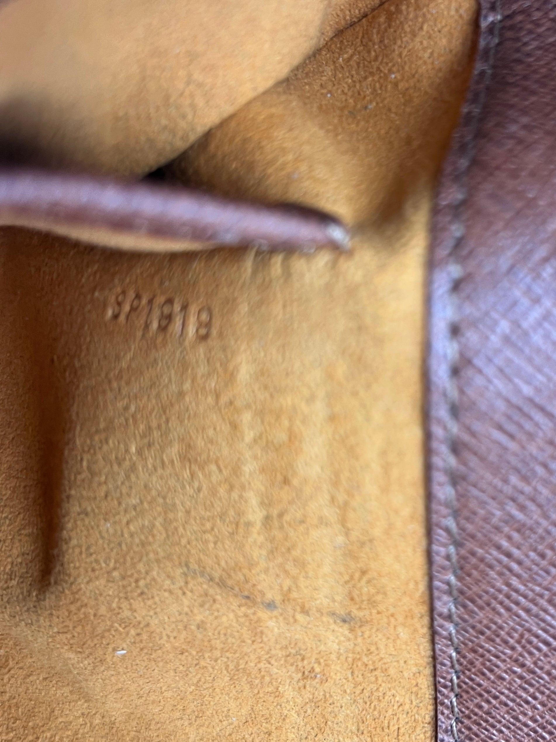 Louis Vuitton Musette Shoulder Bag Monogram Canvas Brown 1999 en vente 2