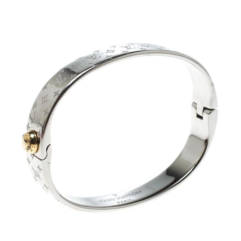 Bound to sit around your wrist and exude beauty, this Louis Vuitton is a great buy. It is made from silver-tone metal and engraved with their signature motifs, a pattern well-known and loved by fashion lovers around the world. The bracelet has a
