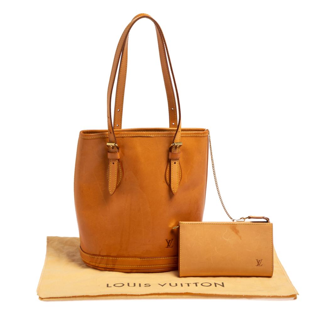 Louis Vuitton Natural Vachetta Leather Limited Edition Petit Bucket Bag In Good Condition In Dubai, Al Qouz 2