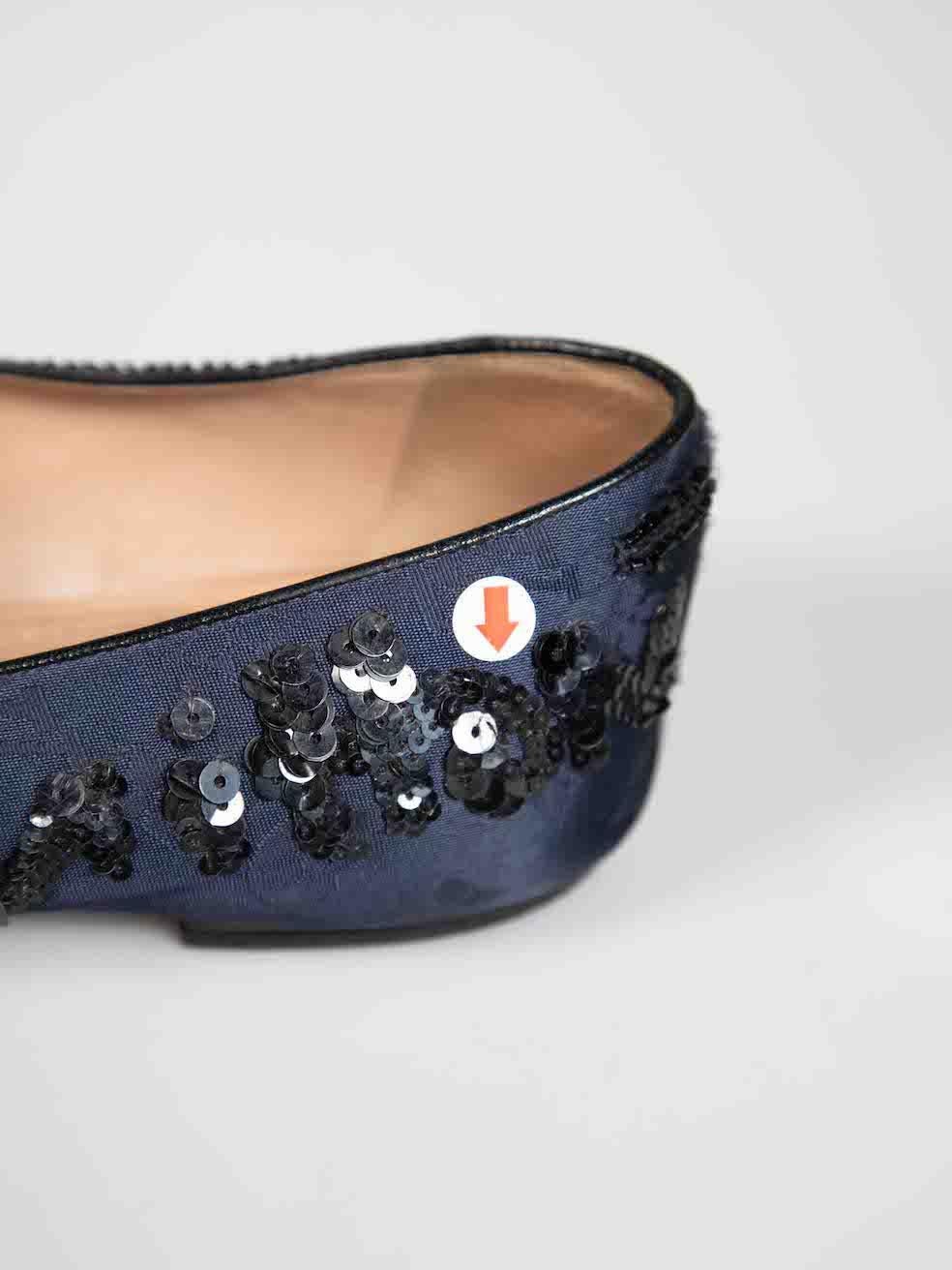 Louis Vuitton - Mocassins à monogrammes perlés bleu marine, taille IT 39,5 en vente 1