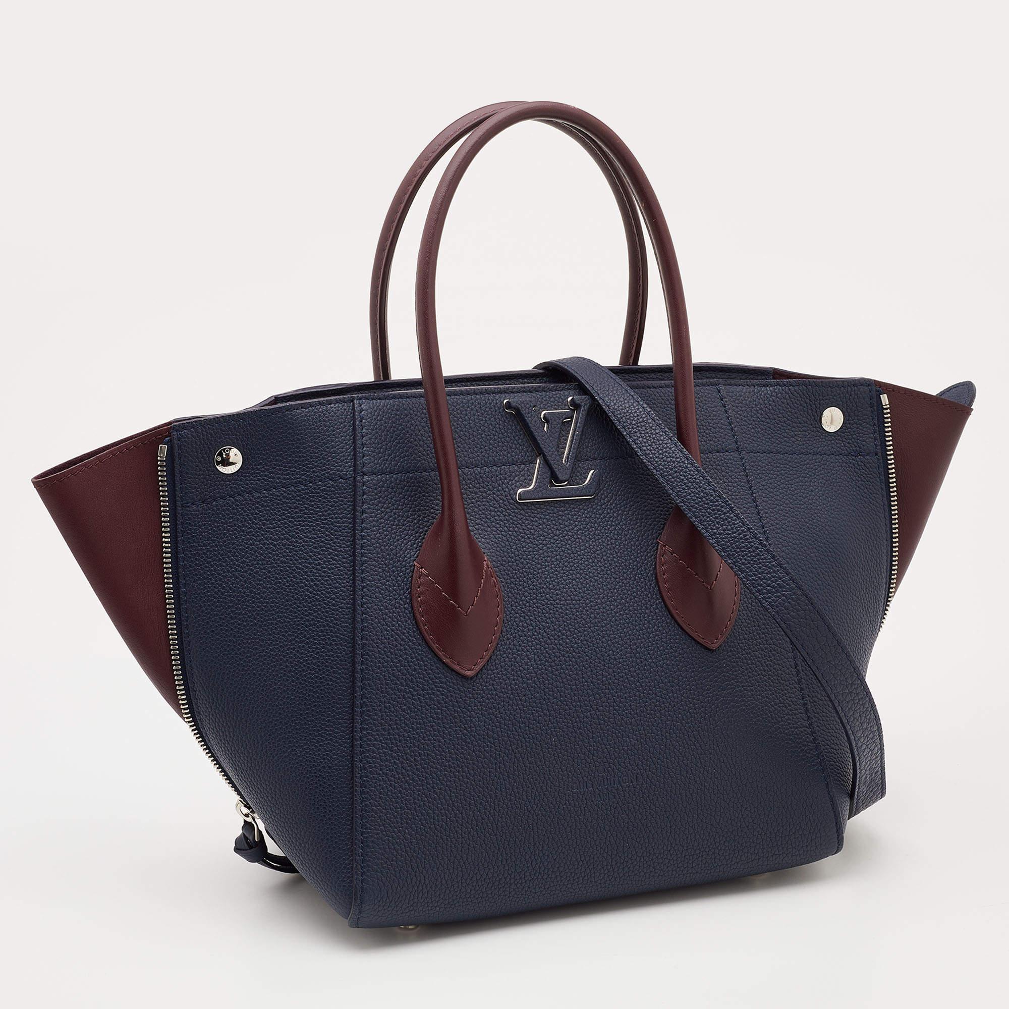 Women's Louis Vuitton Navy Blue/Burgundy Leather Freedom Bag