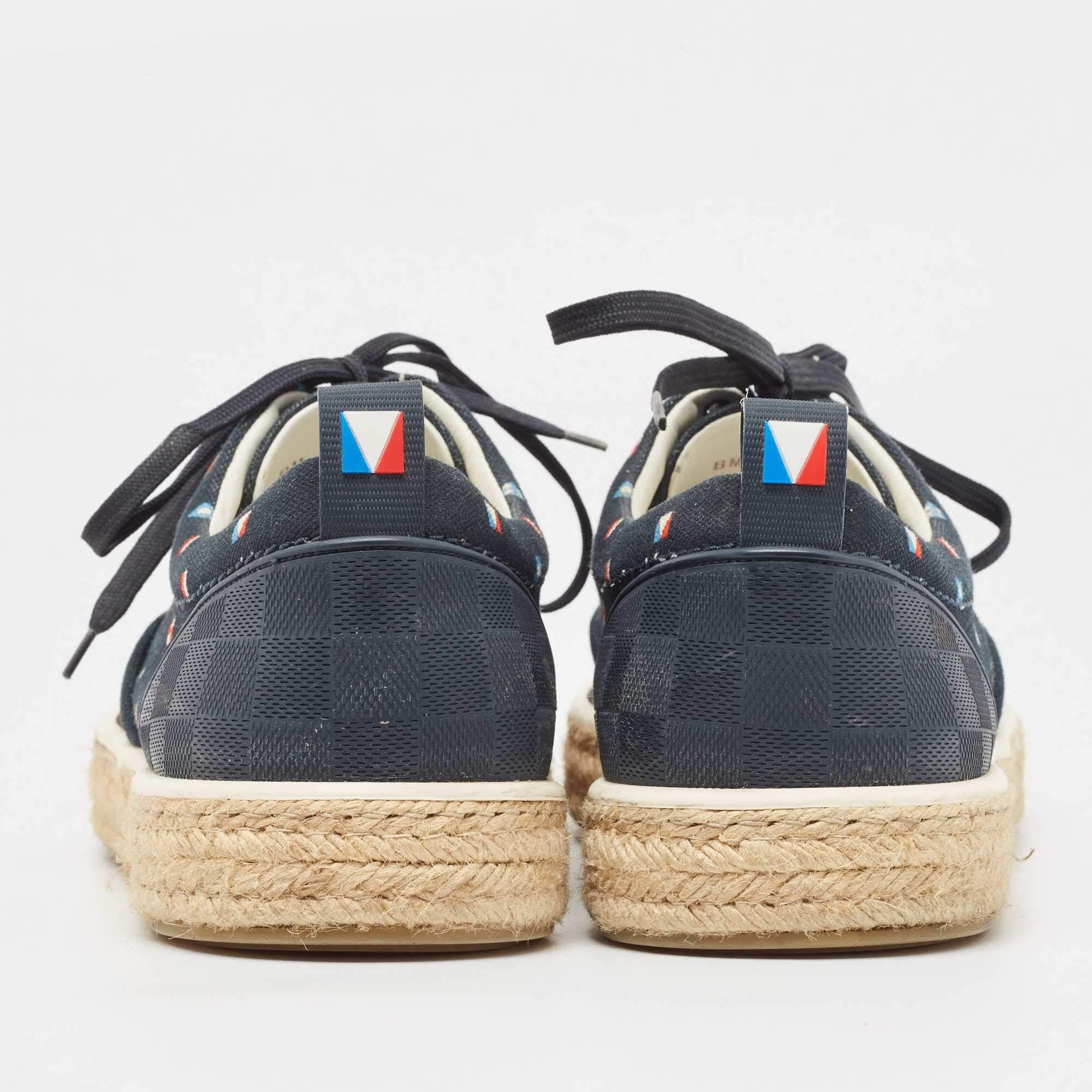 Espadrillas Louis Vuitton in tela e gomma blu navy misura 43 in vendita 1
