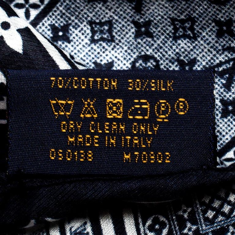 monogram scarf label