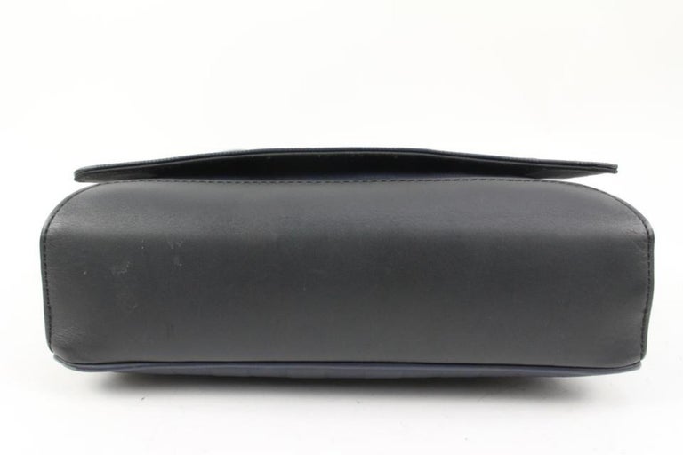 Louis Vuitton Navy Blue Damier Infini Messenger PM Crossbody Laptop Bag  19lv216s For Sale at 1stDibs