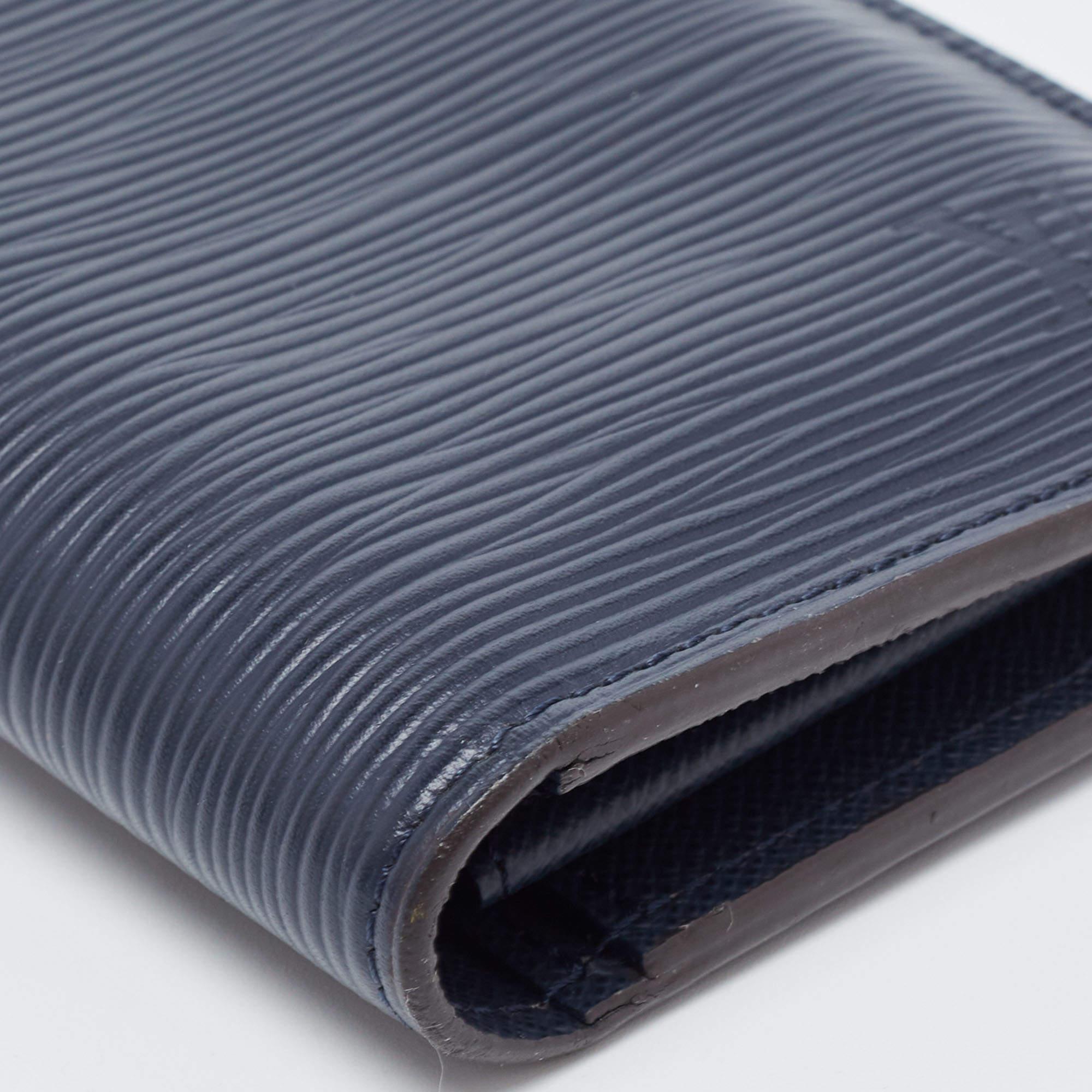 Louis Vuitton Navy Blue Epi Leather Brazza Wallet In Excellent Condition In Dubai, Al Qouz 2