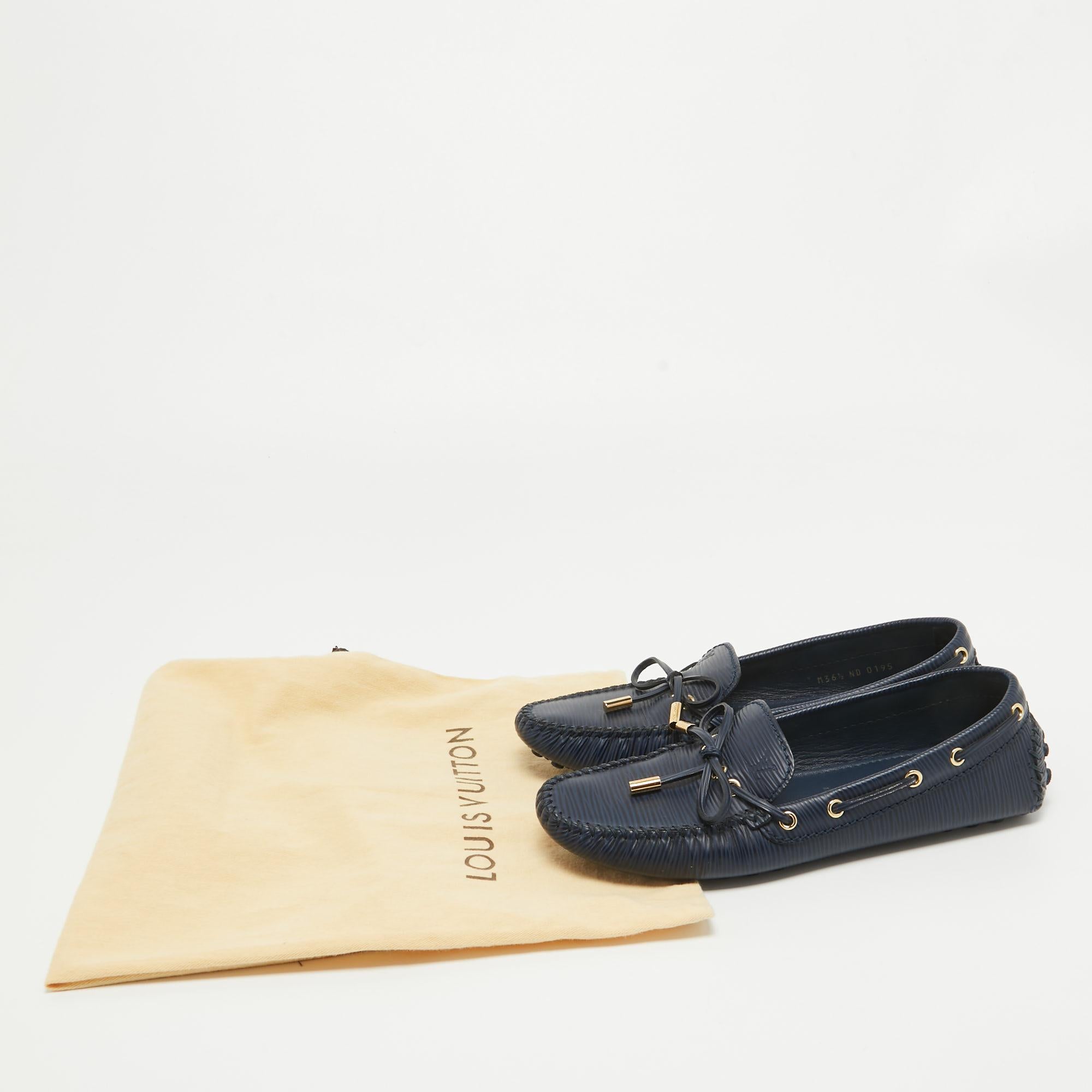 Louis Vuitton Marineblaues Leder Arizona Schleife Slip On Loafers Größe 36,5 im Angebot 5