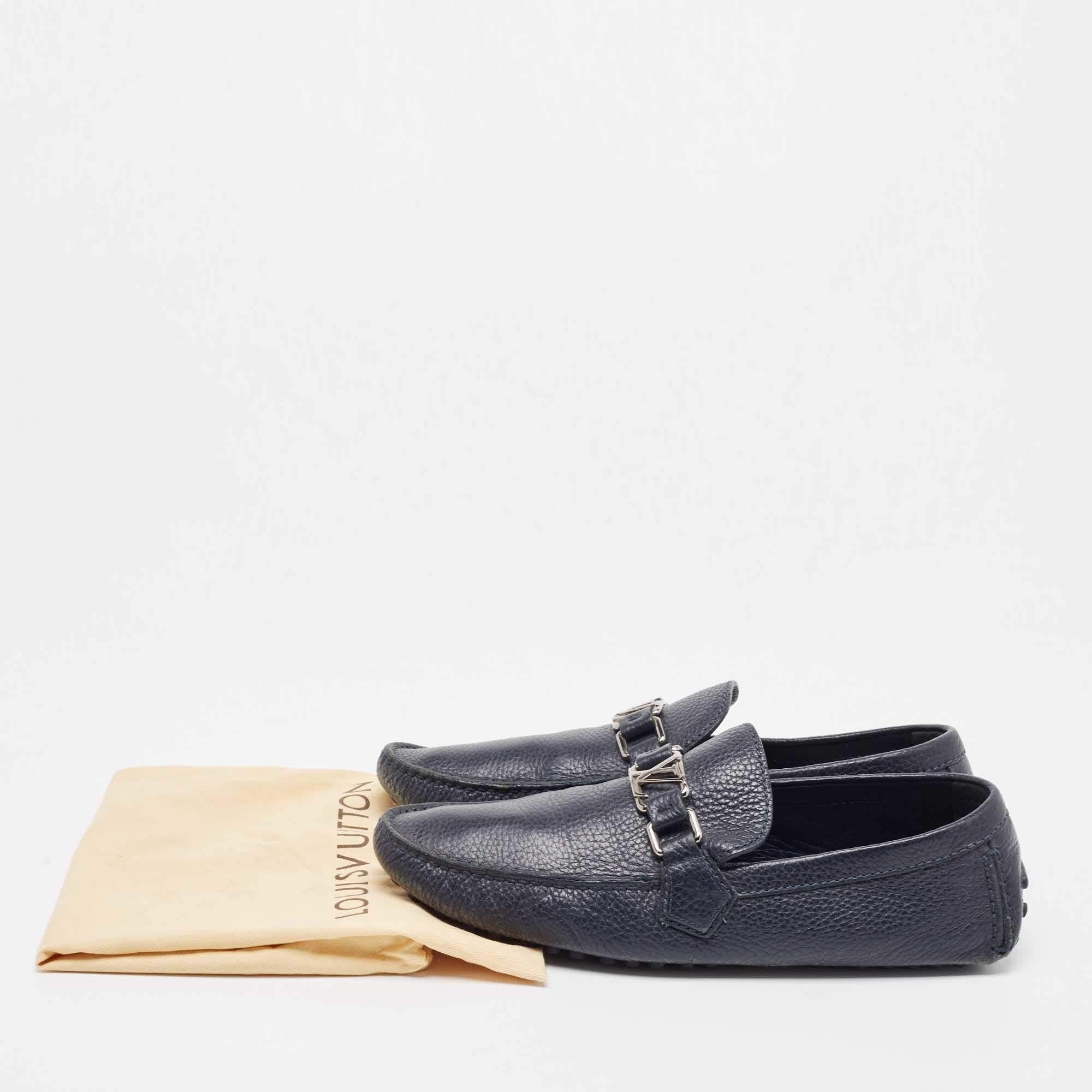 Louis Vuitton Hockenheim Loafers aus marineblauem Leder, Größe 42 im Angebot 4