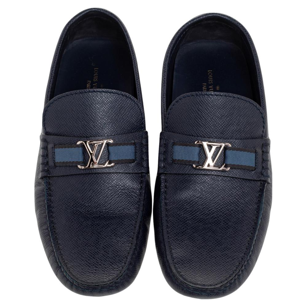 Loafers like these ones from Louis Vuitton are worth every penny because they skilfully epitomize both comfort and style. Crafted from navy blue leather, they carry neat stitch detailing and the signature LV on the uppers. Complete with leather
