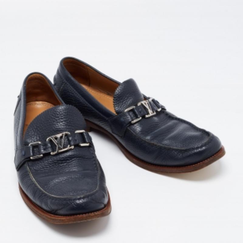 Louis Vuitton - Mocassins en cuir bleu marine, taille 43.5 en vente 3