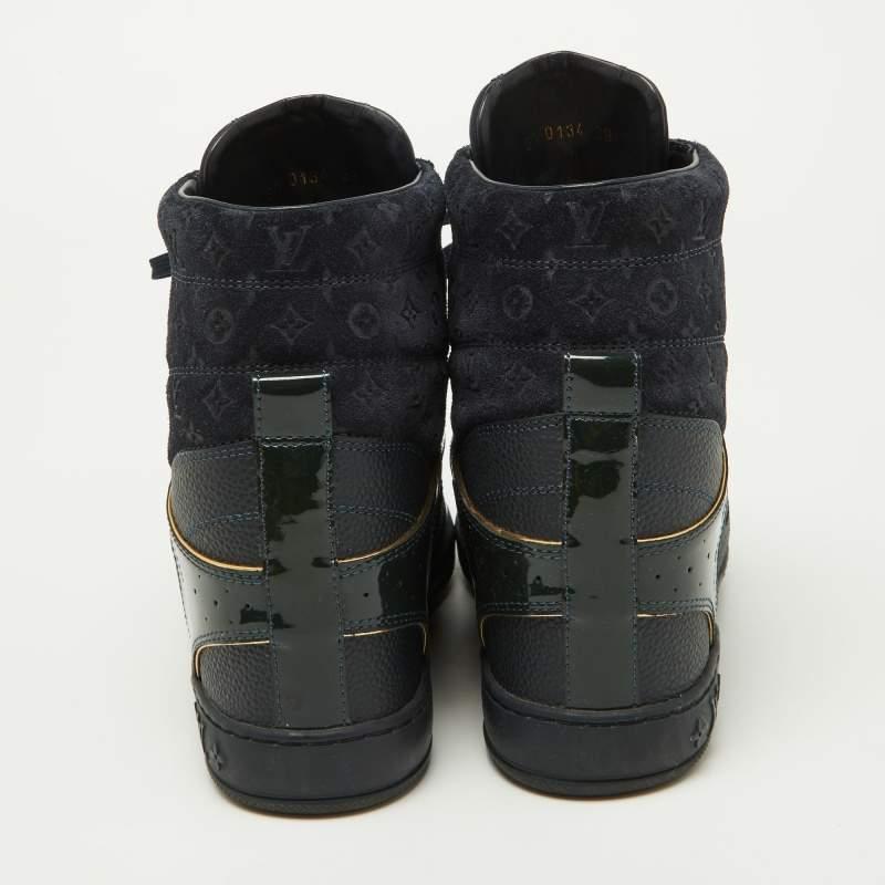 Louis Vuitton Navy Blue Monogram Embossed Suede and Leather Millenium Wedge  For Sale 3
