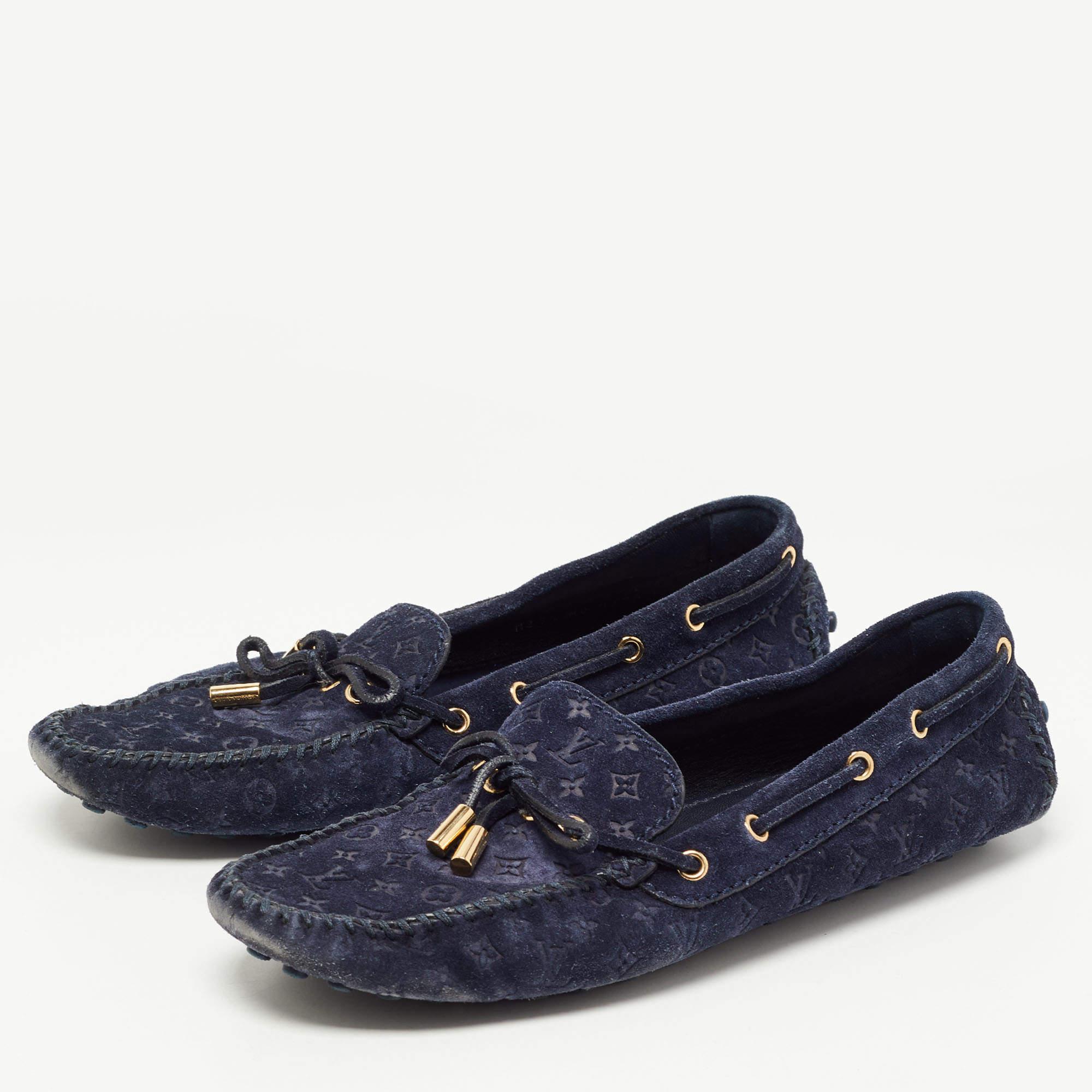 Women's Louis Vuitton Navy Blue Monogram Embossed Suede Gloria Loafers Size 37.5 For Sale