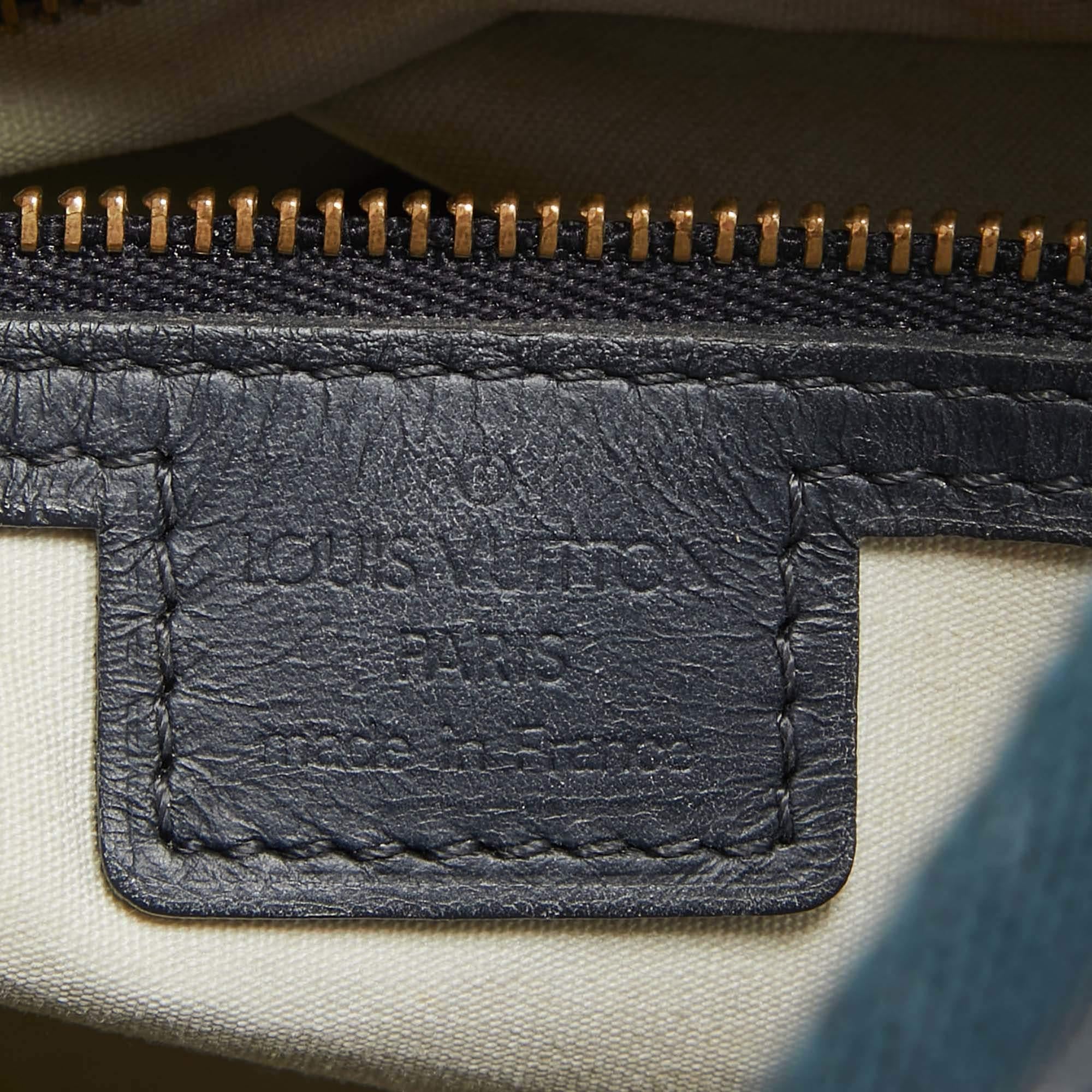 Louis Vuitton Marineblaue Mini Lin Josephine PM Tasche mit Monogramm im Angebot 4
