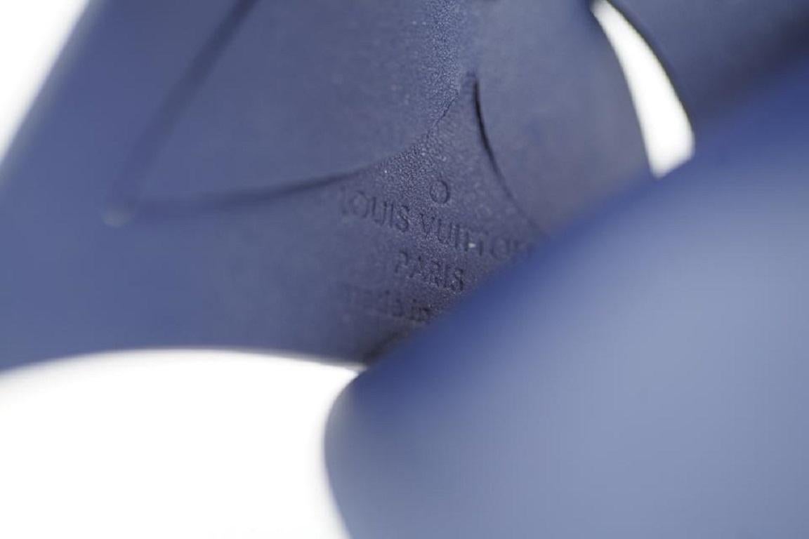 Louis Vuitton Marineblaue Objet Nomades Origami-Blume von Atelier Oi372lvs225 im Angebot 5