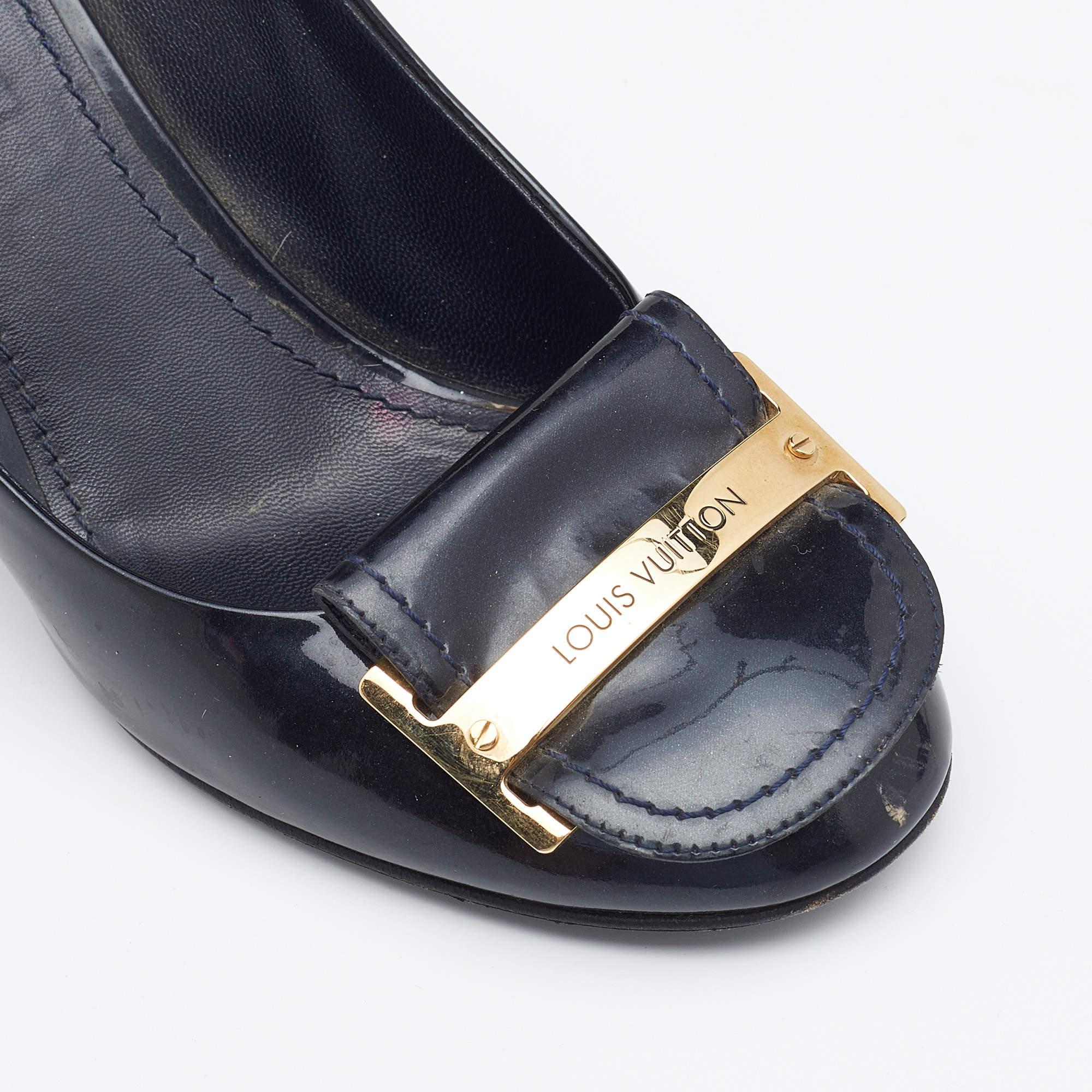 Louis Vuitton Navy Blue Patent Leather Pumps Size 37 2