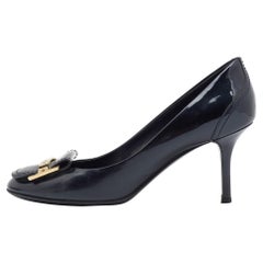 Louis Vuitton Navy Blue Patent Leather Pumps Size 37