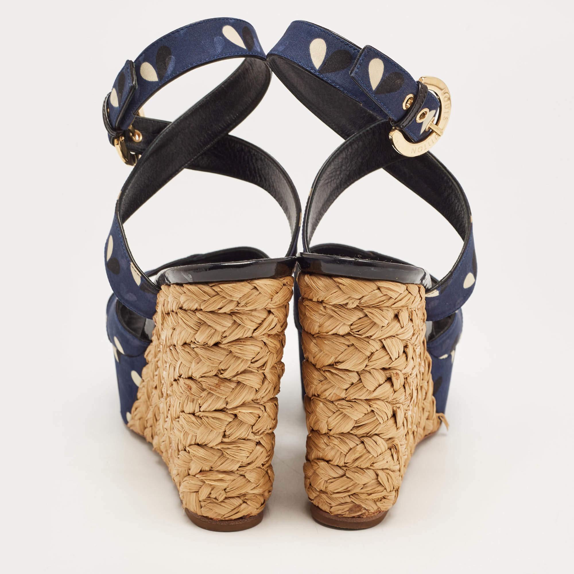 Louis Vuitton Navy Blue Printed Fabric Espadrille Wedge Ankle Wrap Sandals Size  For Sale 2