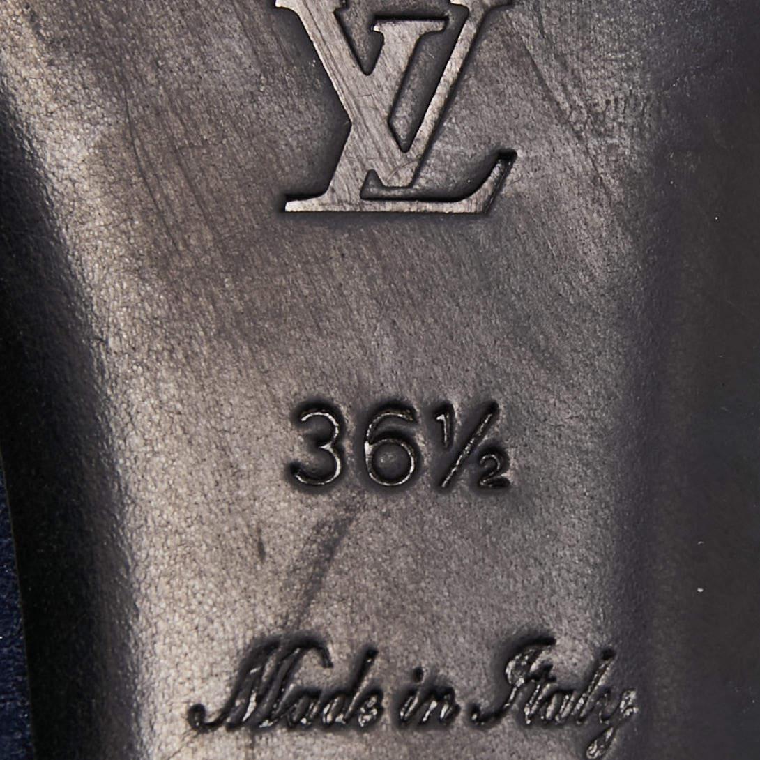 Louis Vuitton Marineblau Wildleder Blume verschönert Ballett-Flats Größe 36,5 im Angebot 1
