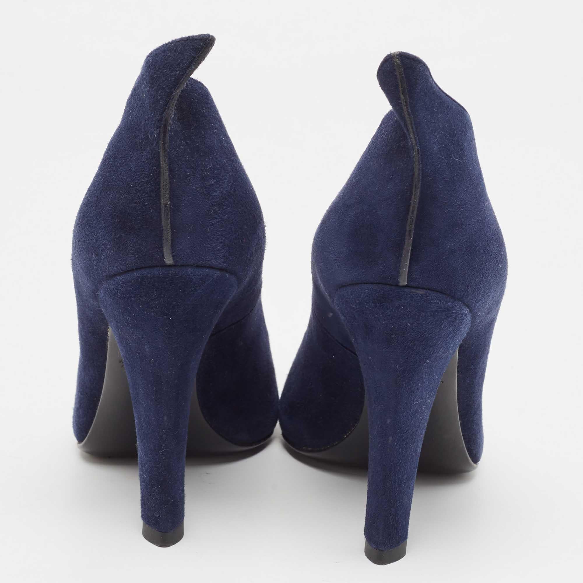 Louis Vuitton Navy Blue Suede Pointed Toe Pumps Size 37 For Sale 3