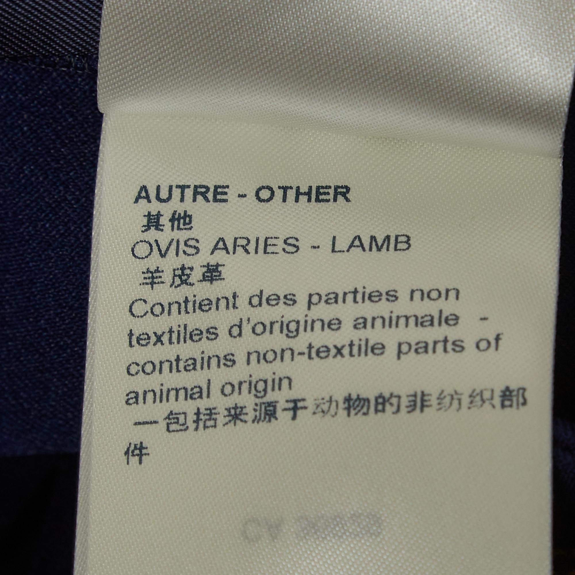 Louis Vuitton Navy Button Detailed Shorts S 3