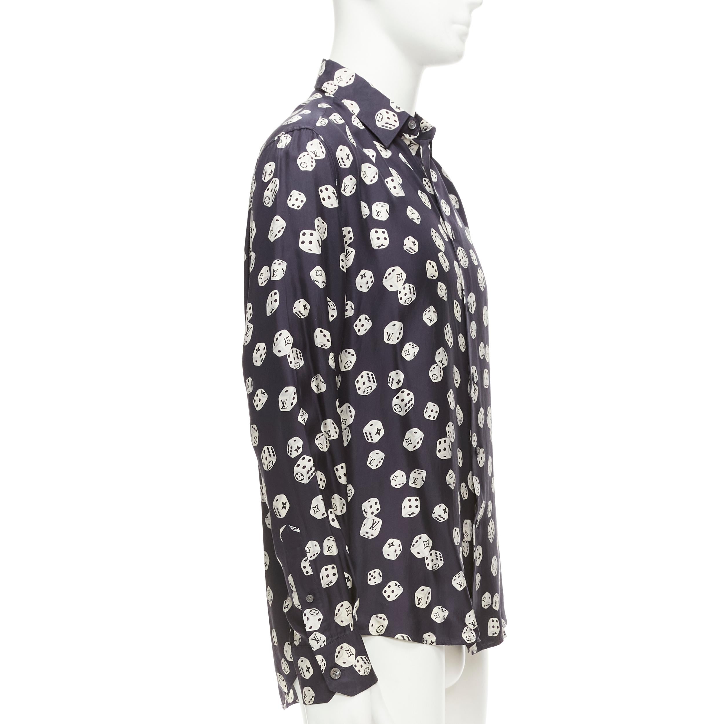 LOUIS VUITTON navy cream 100% silk LV logo dice print regular fit shirt M In Excellent Condition For Sale In Hong Kong, NT