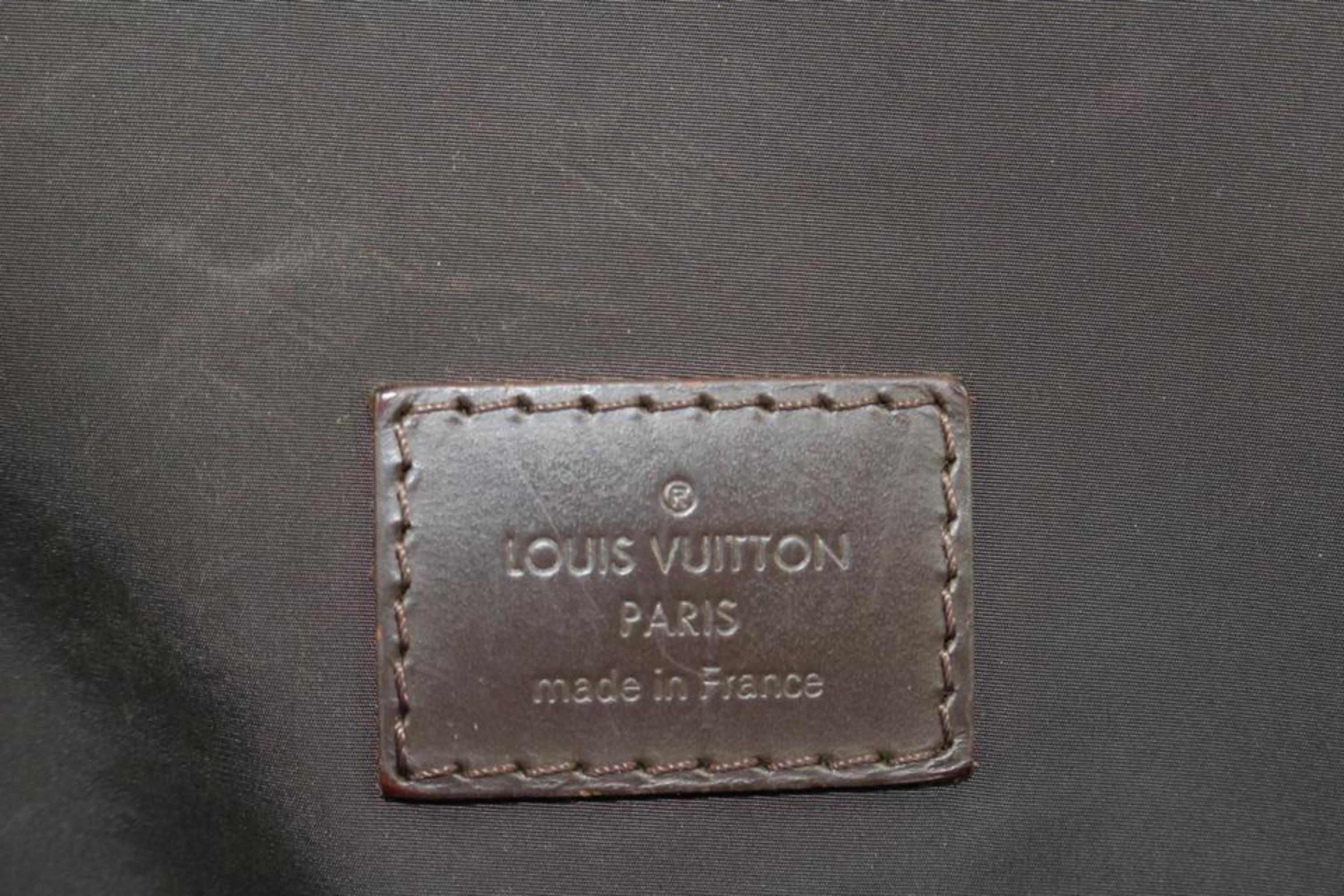 Black Louis Vuitton Navy Damier Geant Petit Messenger Crossbody Bag 97lv318s