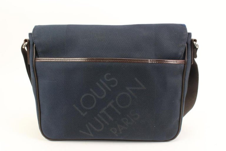 Louis Vuitton Navy Damier Geant Petit Messenger Crossbody Bag 