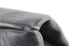 Louis Vuitton Navy Leather Monogram Empreinte Artsy MM Hobo 75lu629s