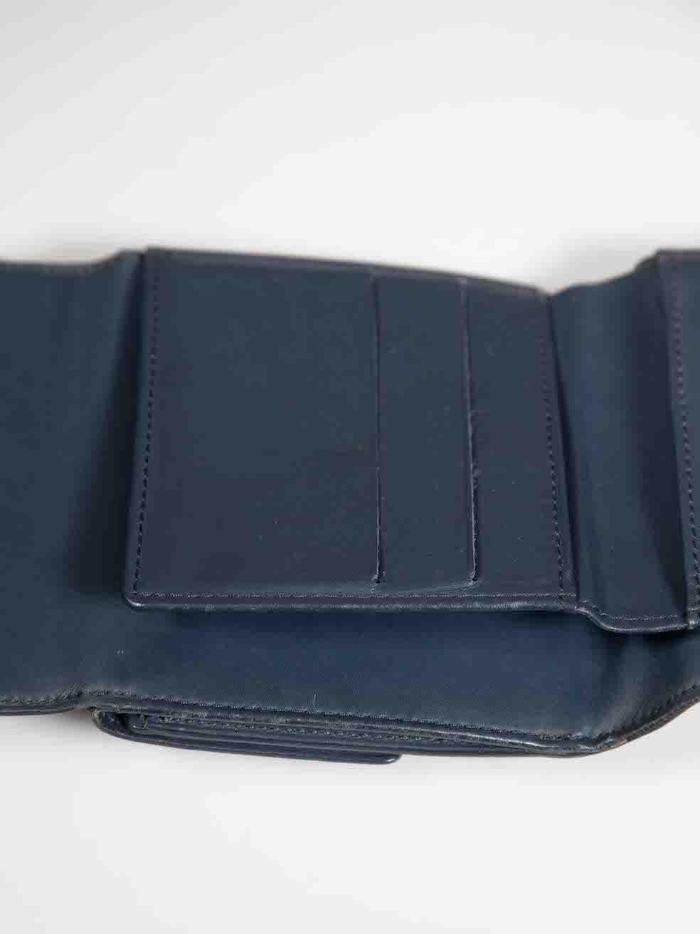 Louis Vuitton Navy Metallic Leather Monogram Vernis Elise Wallet For Sale 1