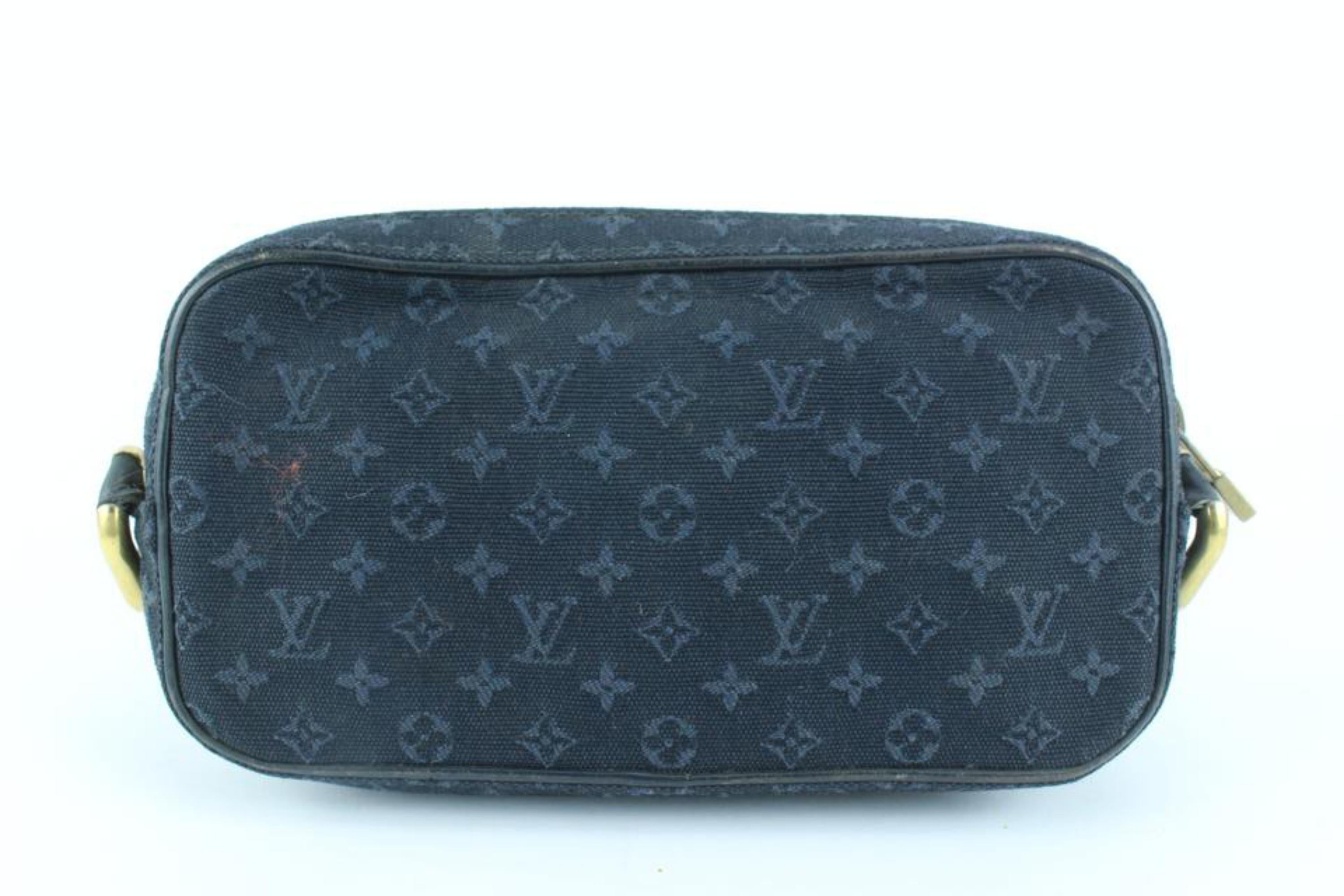 Louis Vuitton Navy Mini Lin Juliette MM Crossbody Bag 2LV1012 For Sale 4