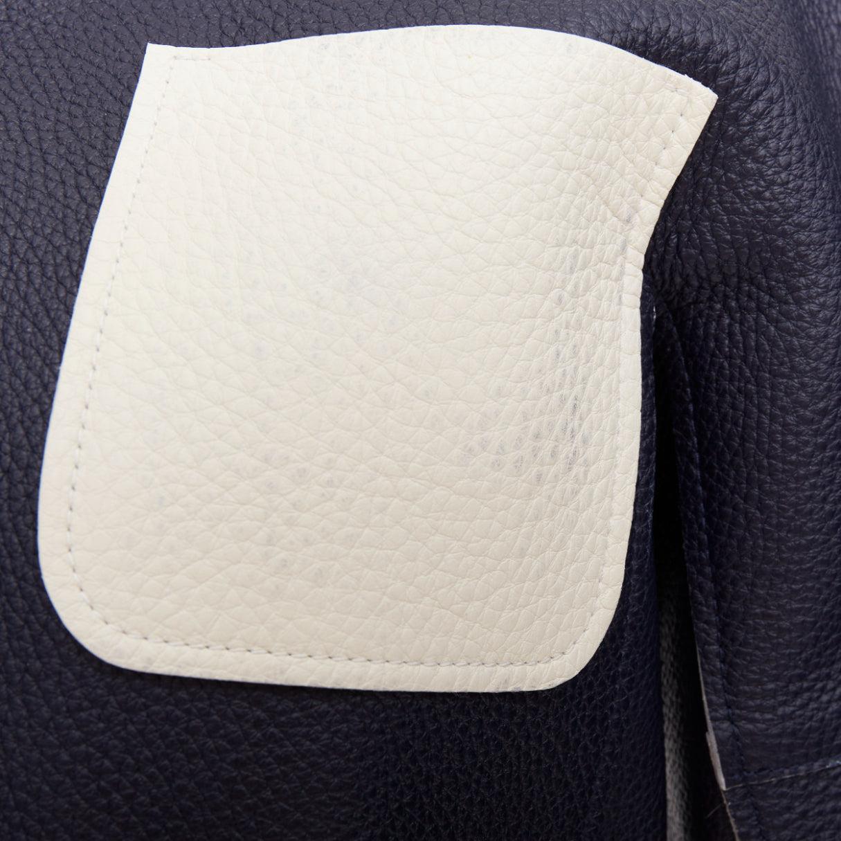 LOUIS VUITTON blouson en cuir texturé marine écru à nouer sur le devant FR36 M en vente 3