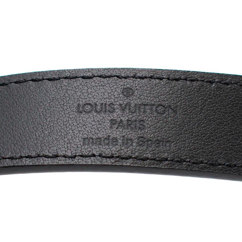 Louis Vuitton Navy Patent Leather Belt with Gold-Tone Hardware 80cm In Excellent Condition For Sale In London, GB