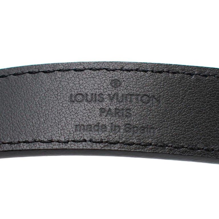 Women's Louis Vuitton Navy Patent Leather Belt with Gold-Tone Hardware 80cm For Sale