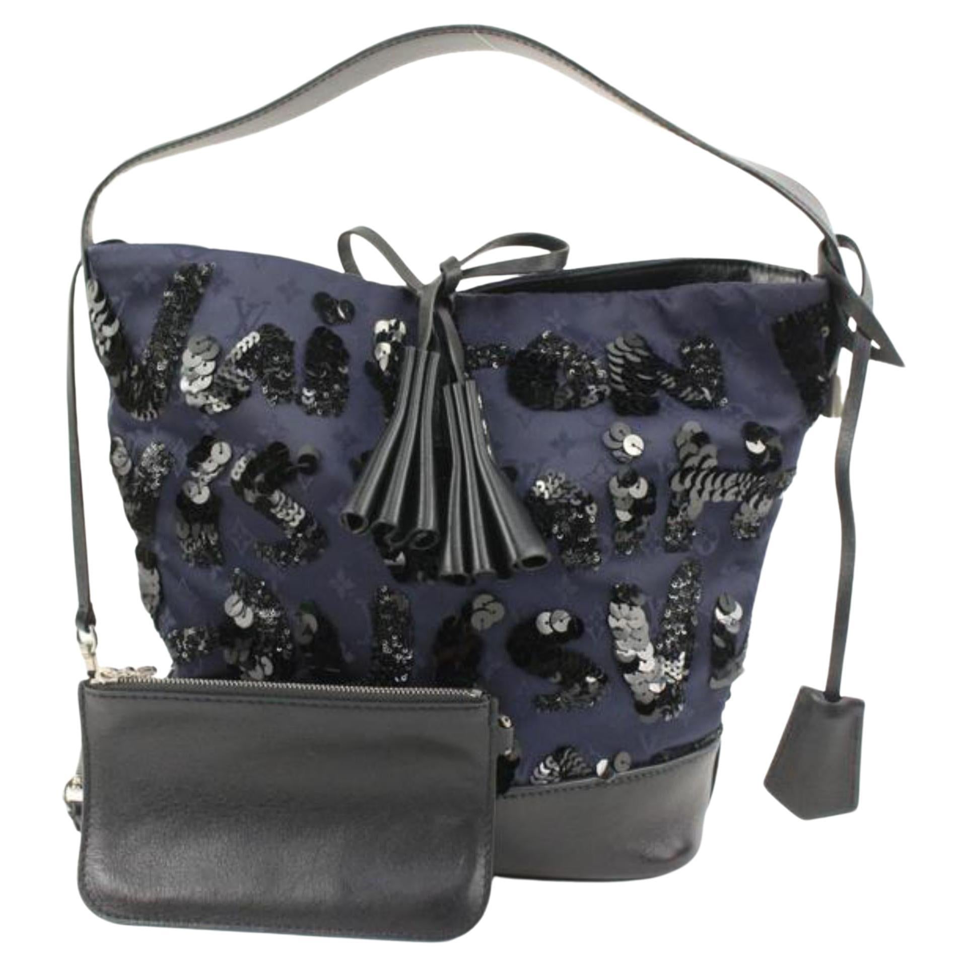 Louis Vuitton Navy Sequin Spotlight NN14 Bucket Bag with Pouch 84lv225s For Sale