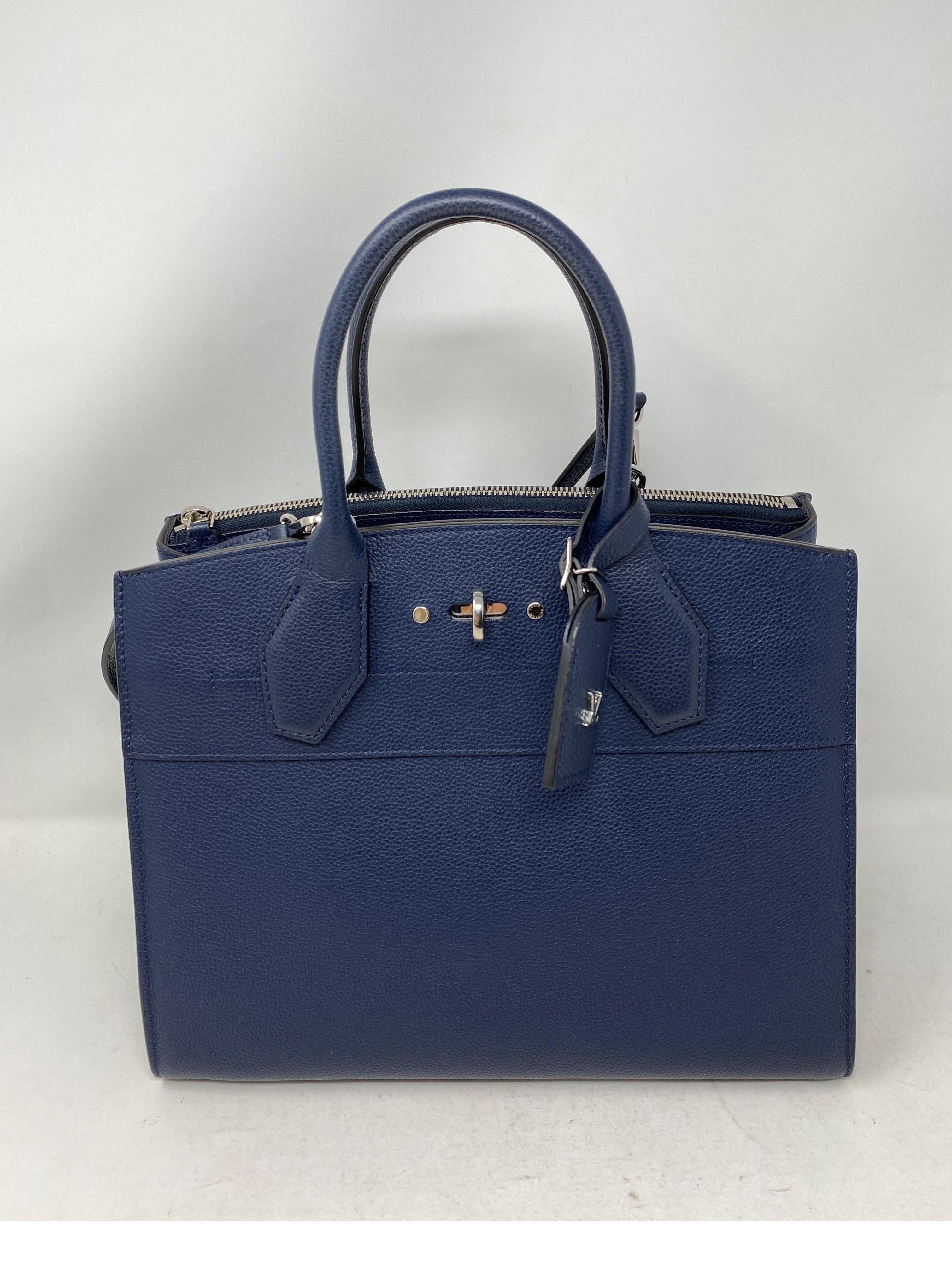 Women's or Men's Louis Vuitton Navy Steamer Bag