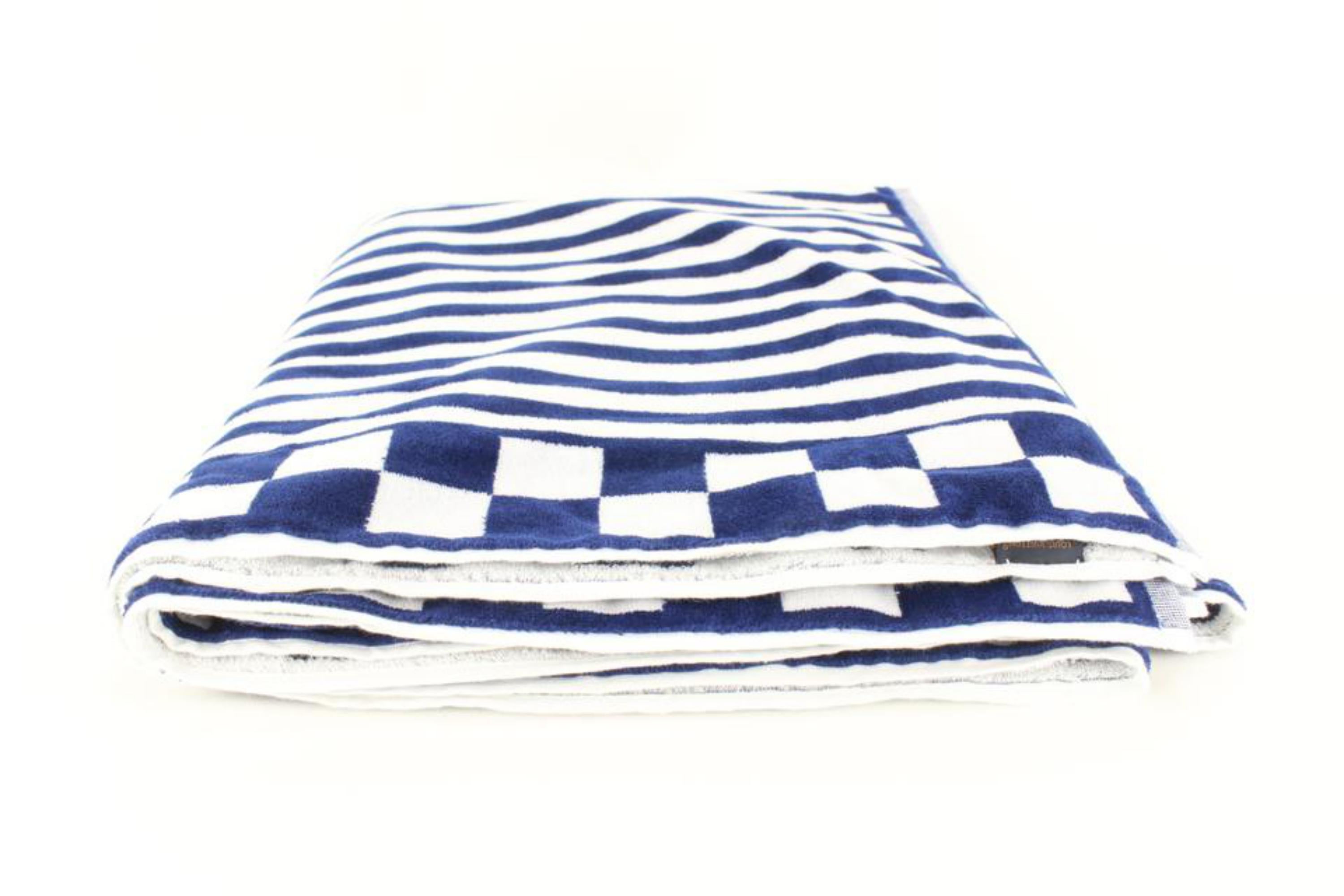 Louis Vuitton Navy Stripe LV Graphical Beach Towel 82LZ525S For Sale 6