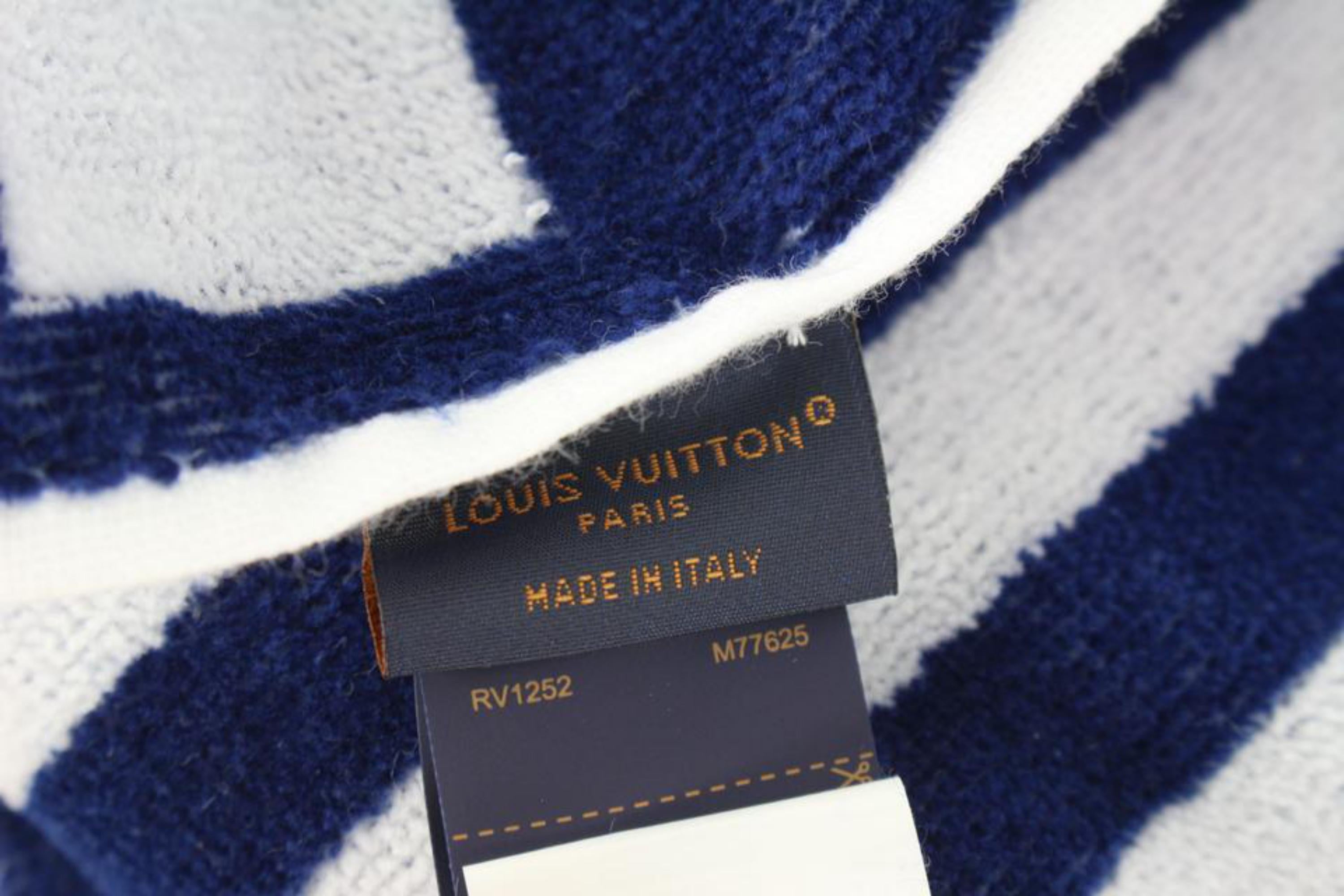 Serviette de plage à rayures graphiques LV bleu marine Louis Vuitton 82LZ525S en vente 7