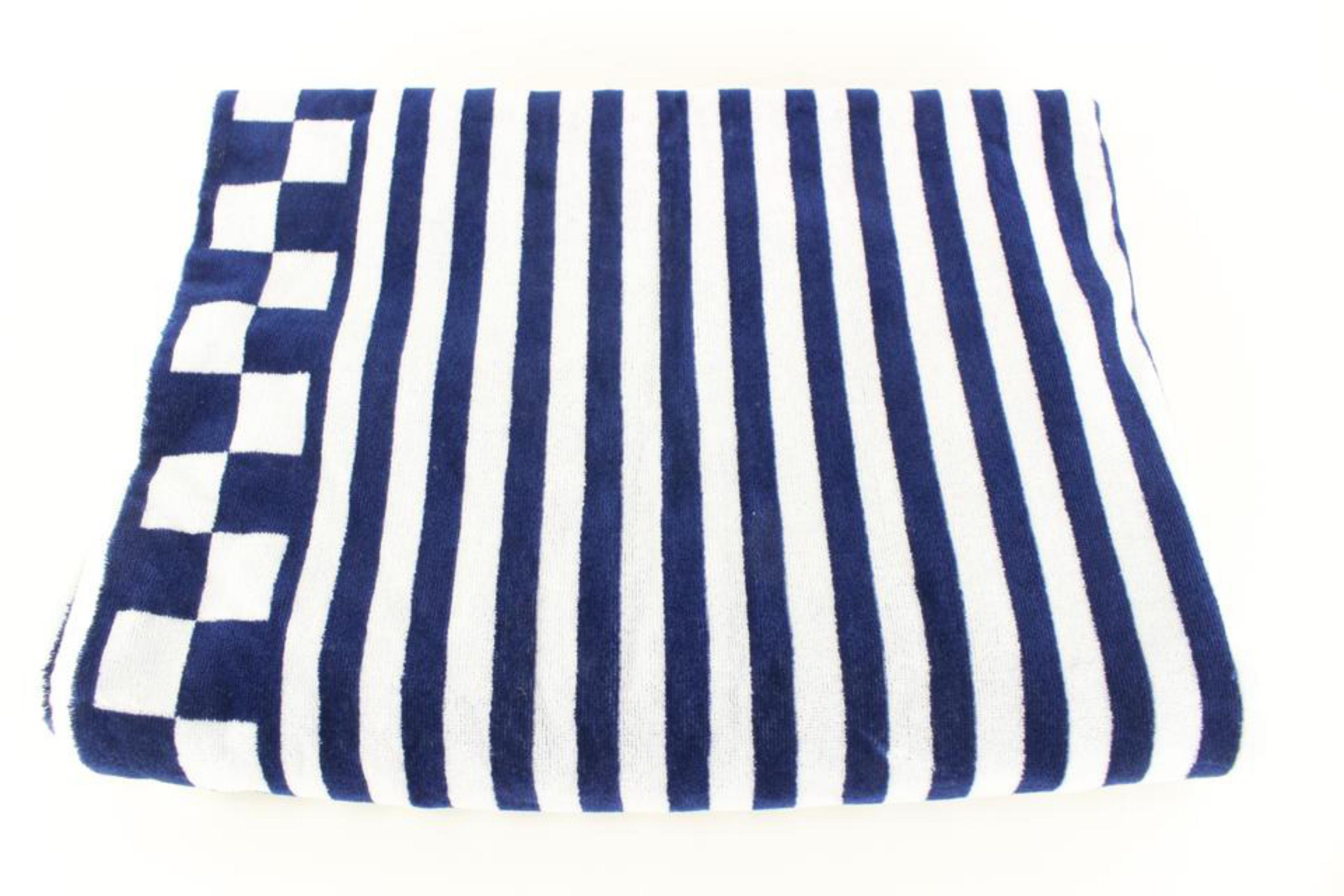 Louis Vuitton Navy Stripe LV Graphical Beach Towel 82LZ525S For Sale 2