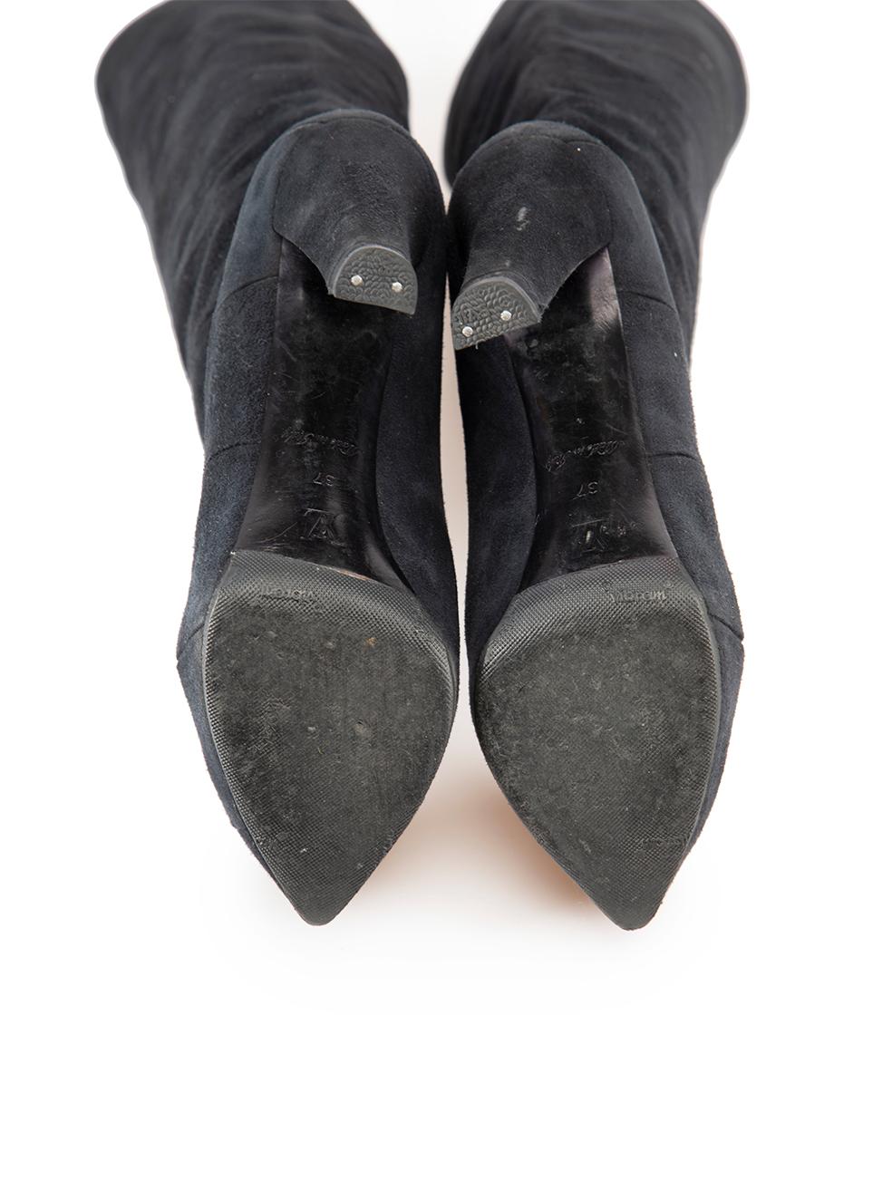 Louis Vuitton Marineblaue Spiral-Kniehohe Stiefel aus Wildleder Größe IT 37 Damen im Angebot