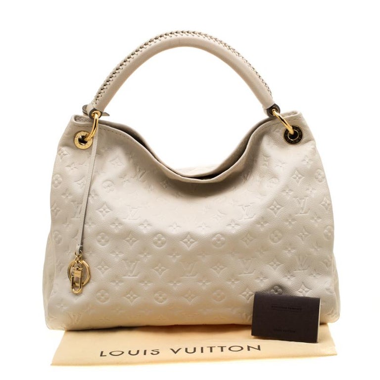 Louis Vuitton card for Sale in Orlando, FL - OfferUp