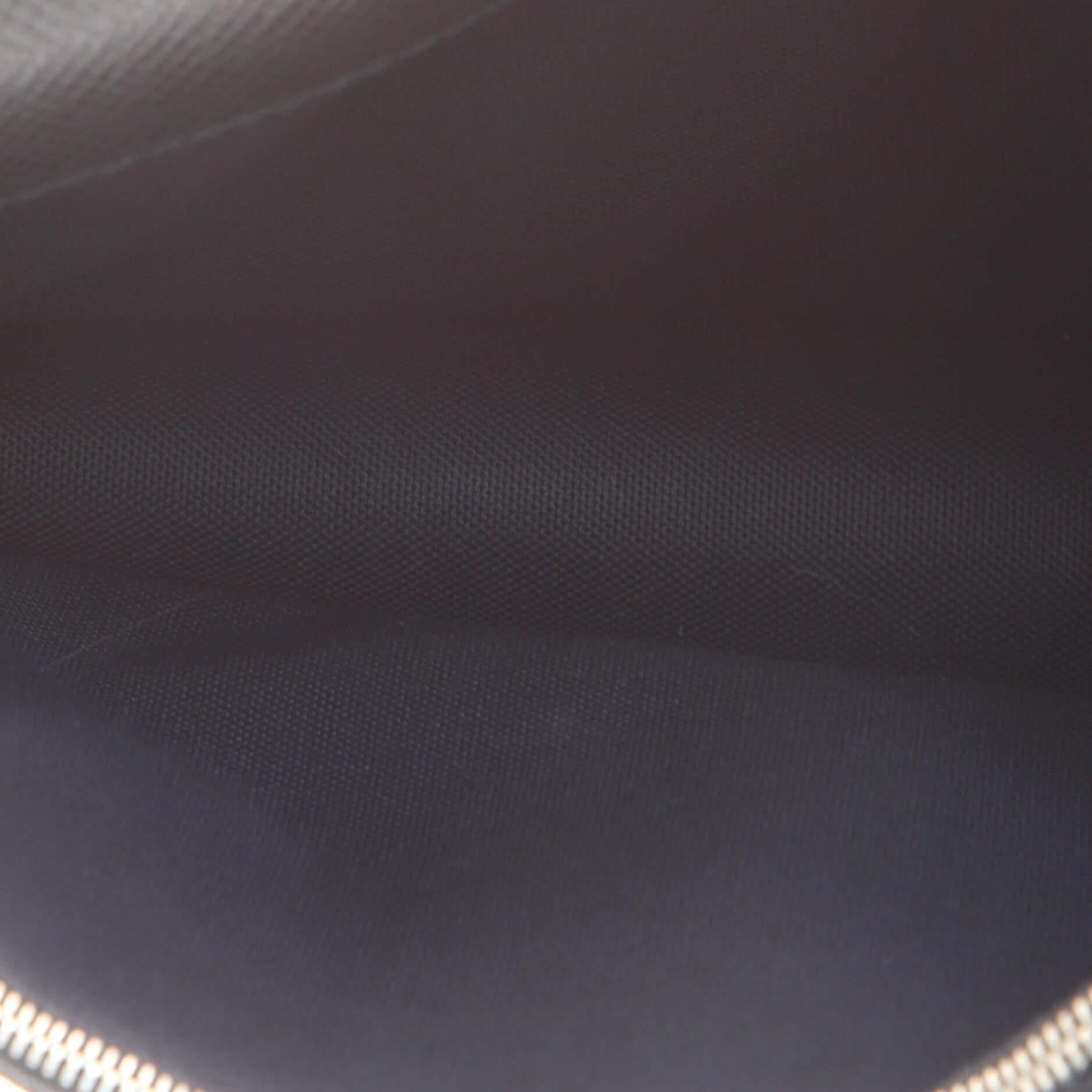 Louis Vuitton Neo Belaia Clutch Taiga Leather 1
