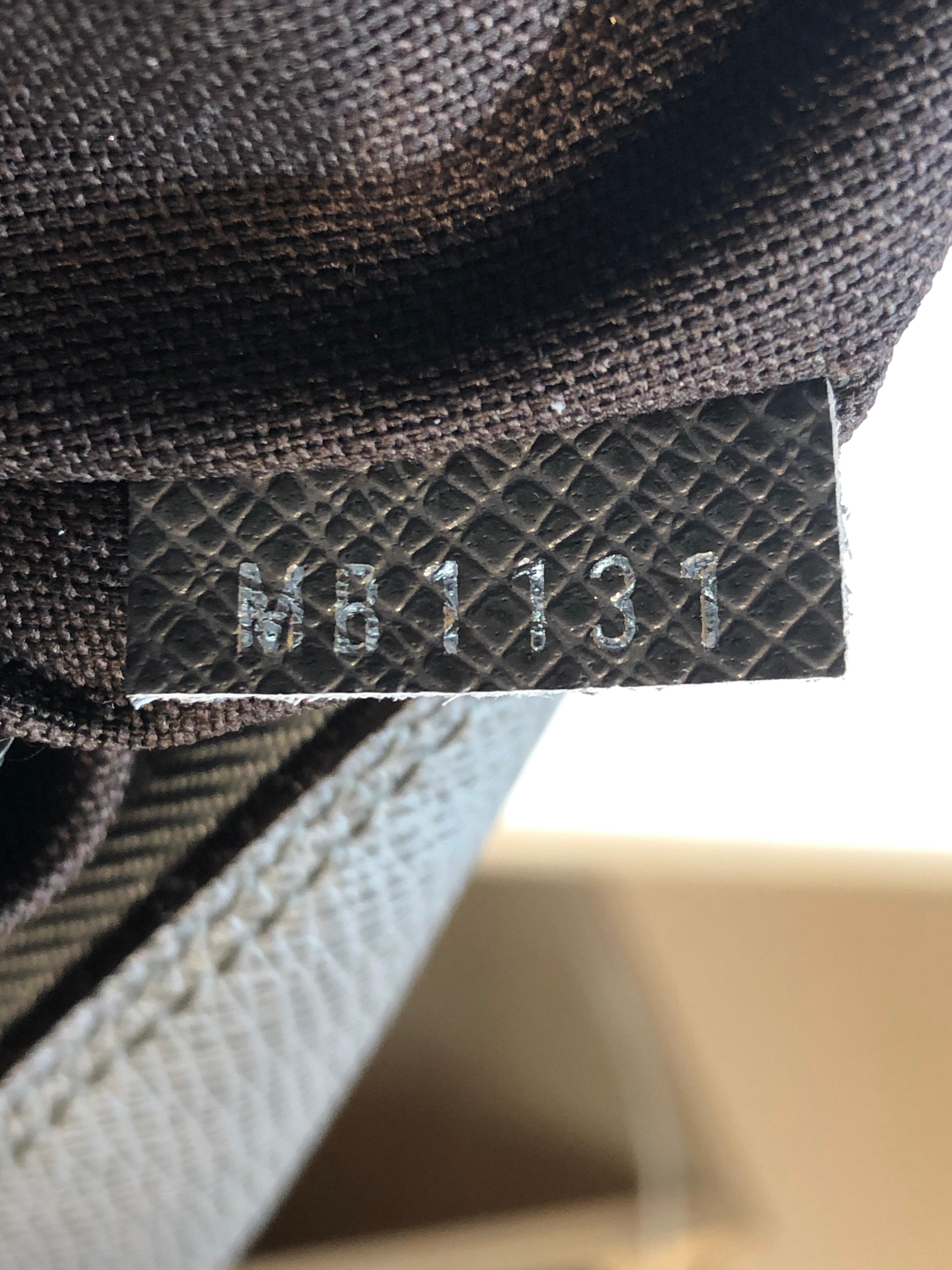 Louis Vuitton Neo Kendall Handbag Taiga Leather 5