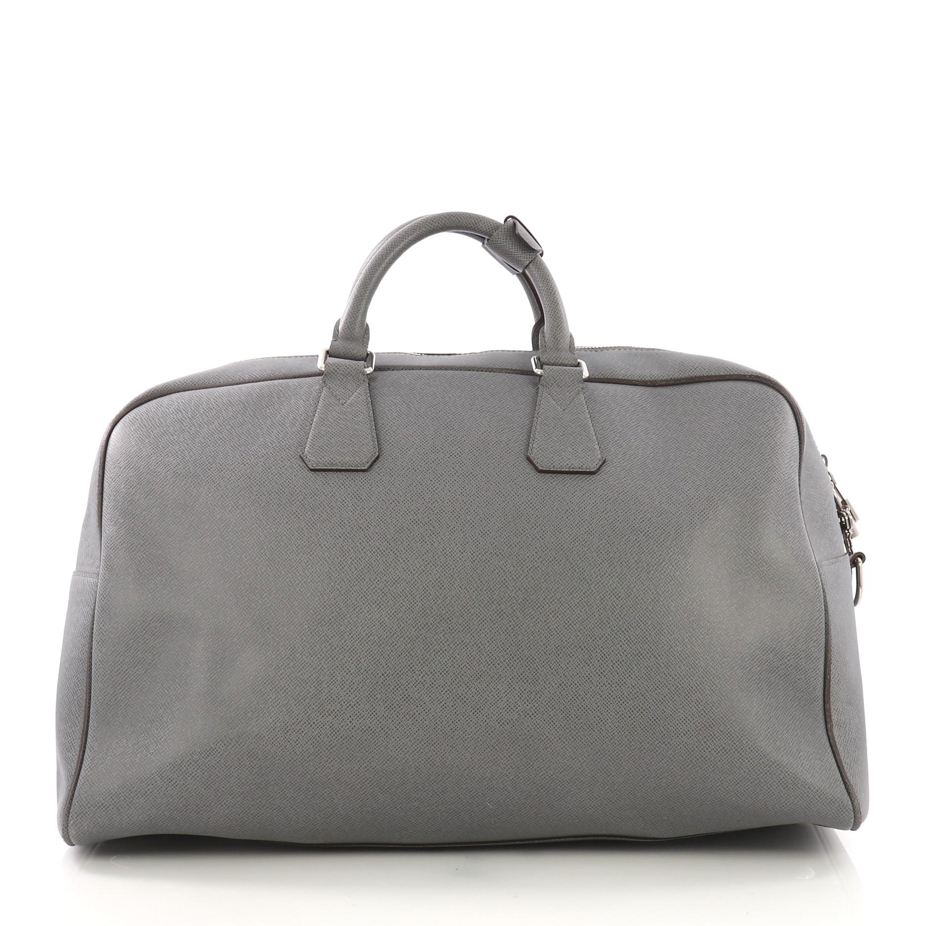 Louis Vuitton Neo Kendall Handbag Taiga Leather im Zustand „Gut“ in NY, NY