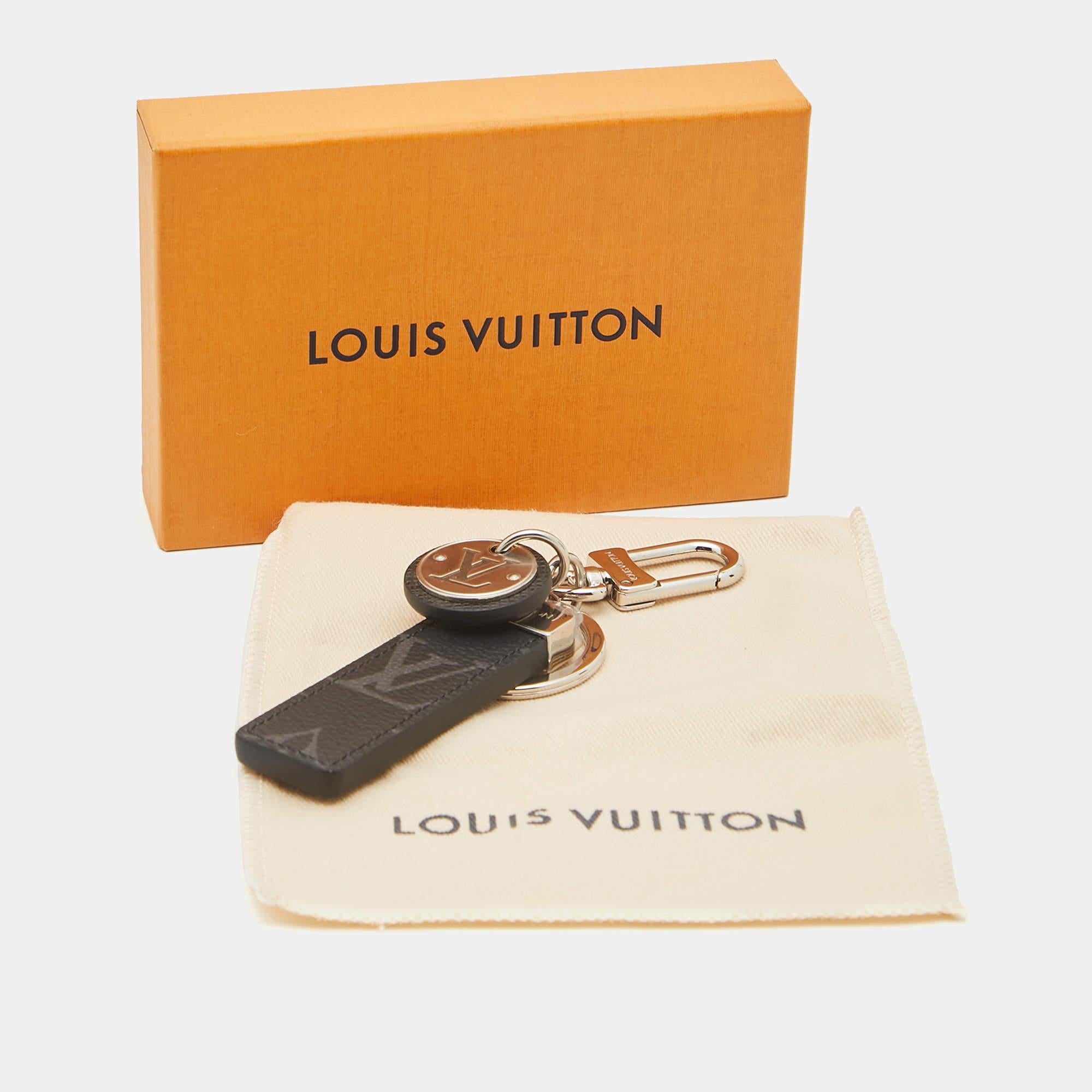 Louis Vuitton  Neo LV Monogram Eclipse Canvas Silver Tone Club Key Ring 1