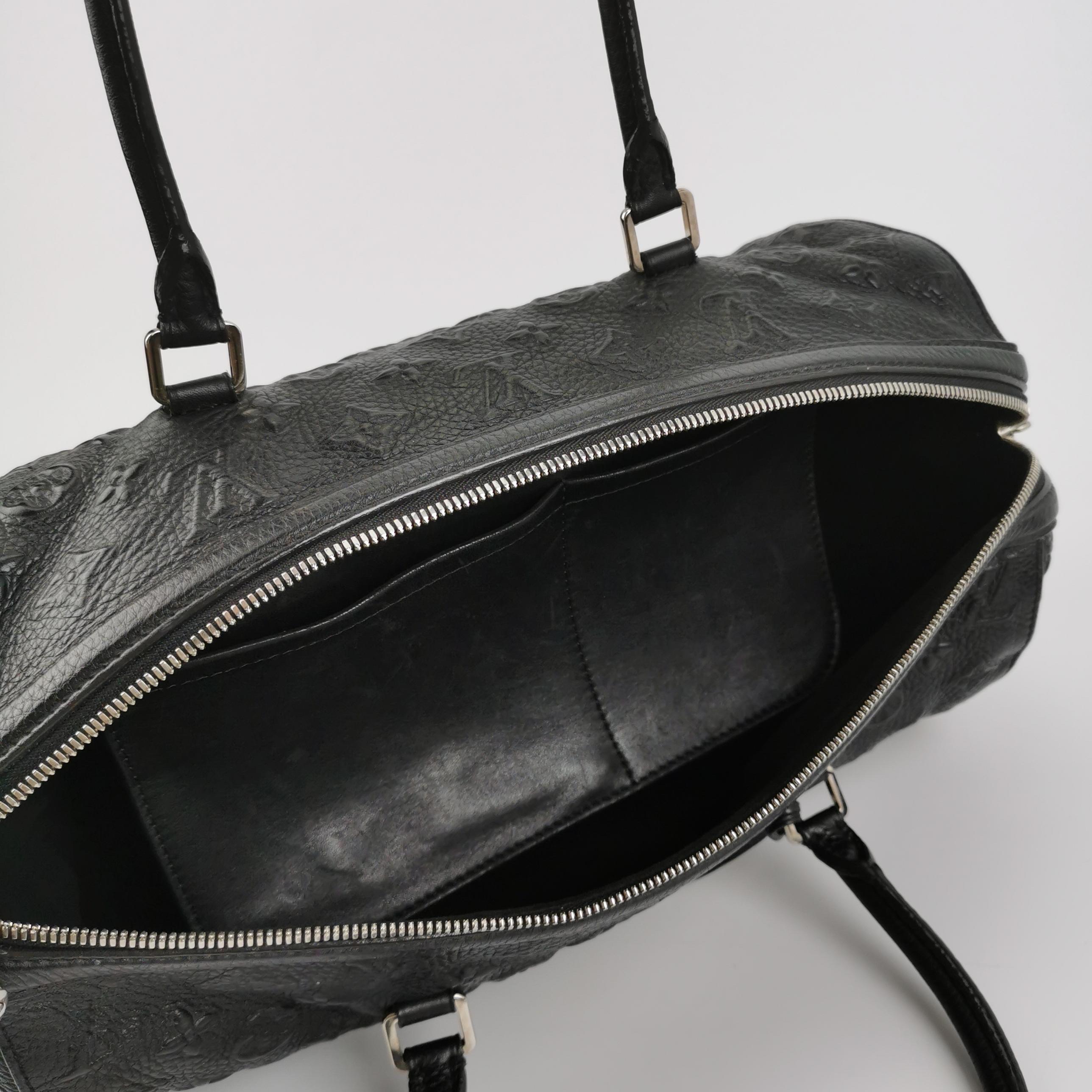 Louis Vuitton Neo Papillon Revelation GM Sac à main en cuir noir avec bandoulière en vente 5