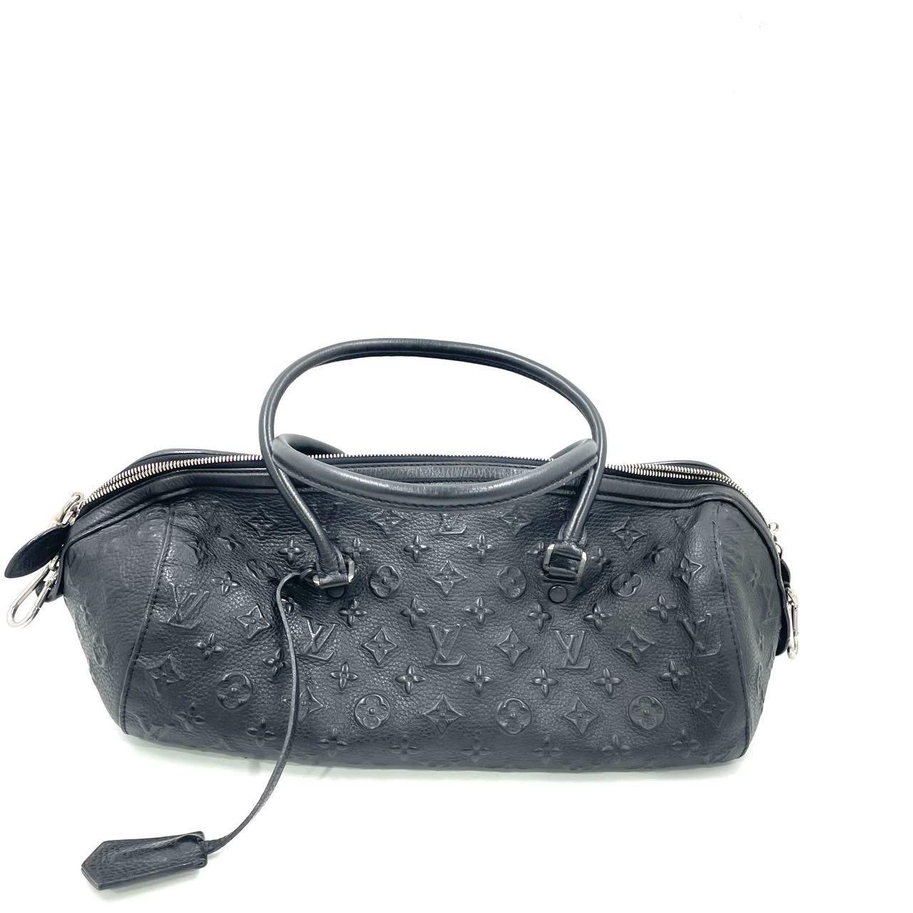 Louis Vuitton Neo Papillon Revelation GM Schwarze Leder Umhängetasche mit Riemen im Angebot 6