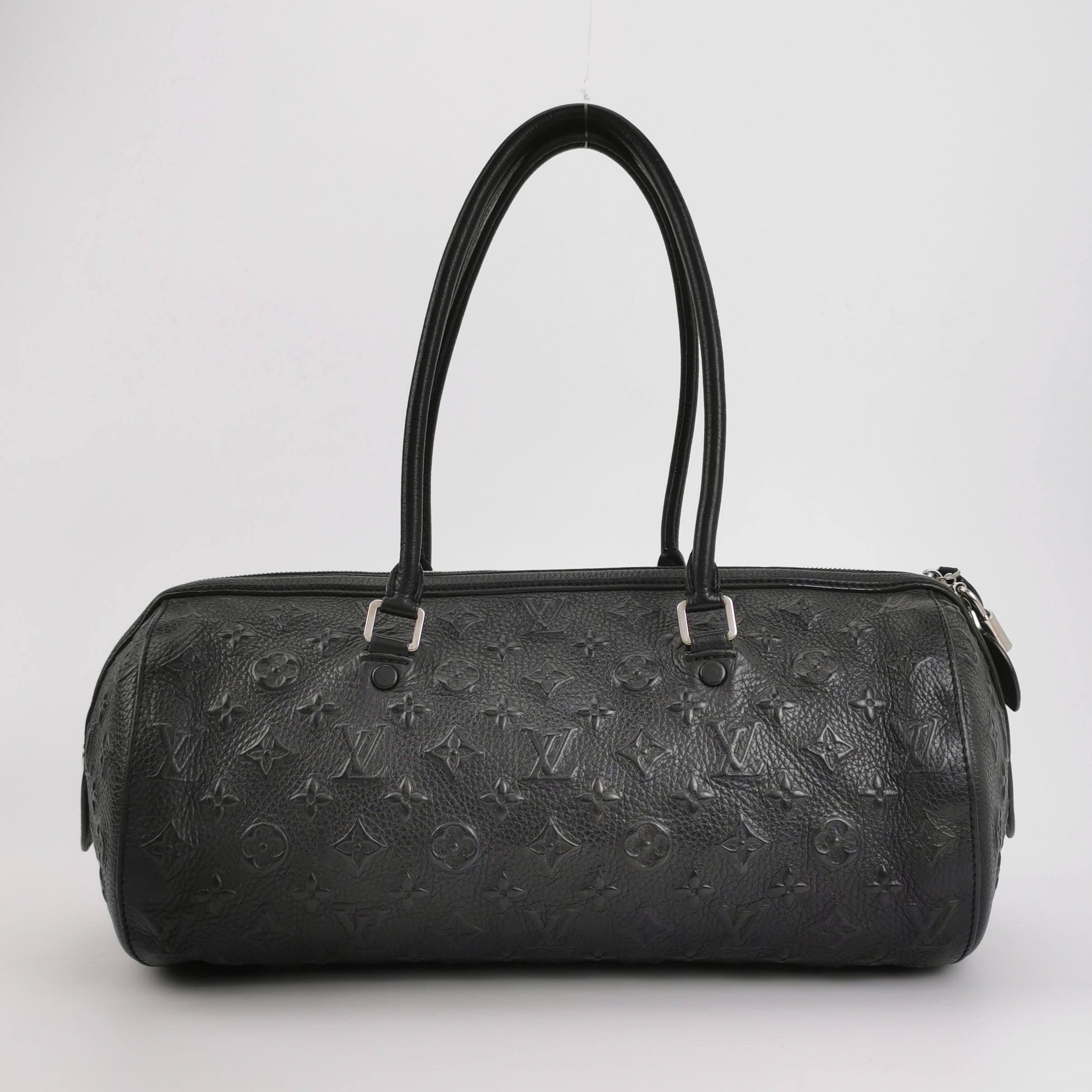 Louis Vuitton Neo Papillon Revelation GM Sac à main en cuir noir avec bandoulière Bon état - En vente à AUBERVILLIERS, FR