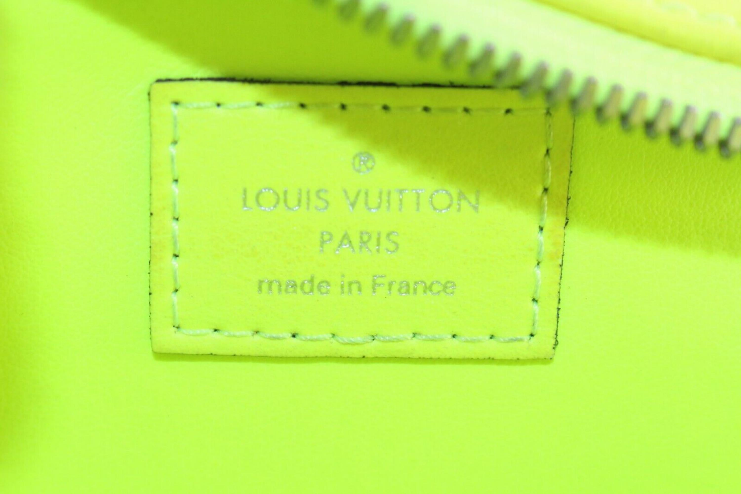 Louis Vuitton Neon Green Damier Infini Leather Trousse Cosmetic Pouch 5LK0223 For Sale 5