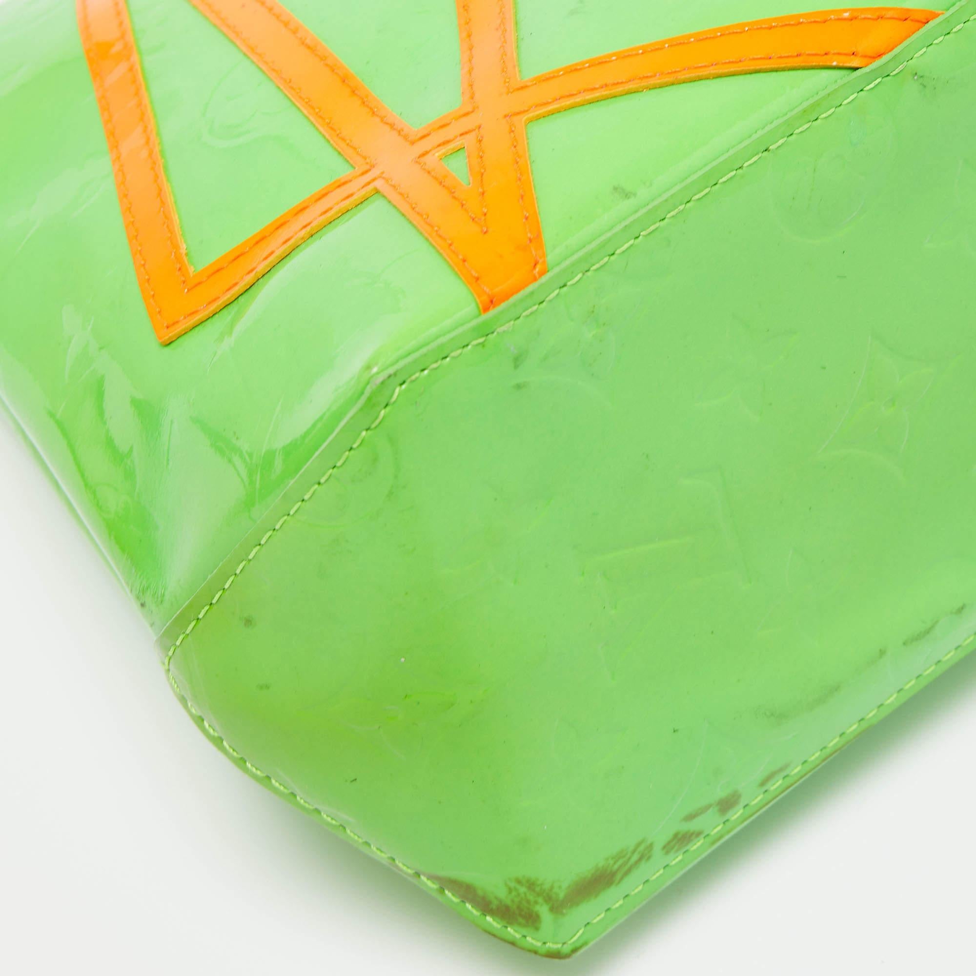 Louis Vuitton Neon Green Monogram Vernis Robert Wilson Reade PM Bag 10