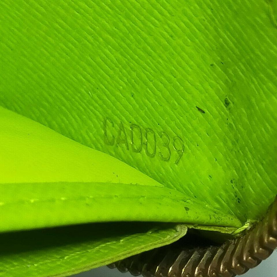 Louis Vuitton Verde Neón Stephen Sprouse Cartera larga con cremallera Graffiti Zip Around en Bueno Estado en Dix hills, NY